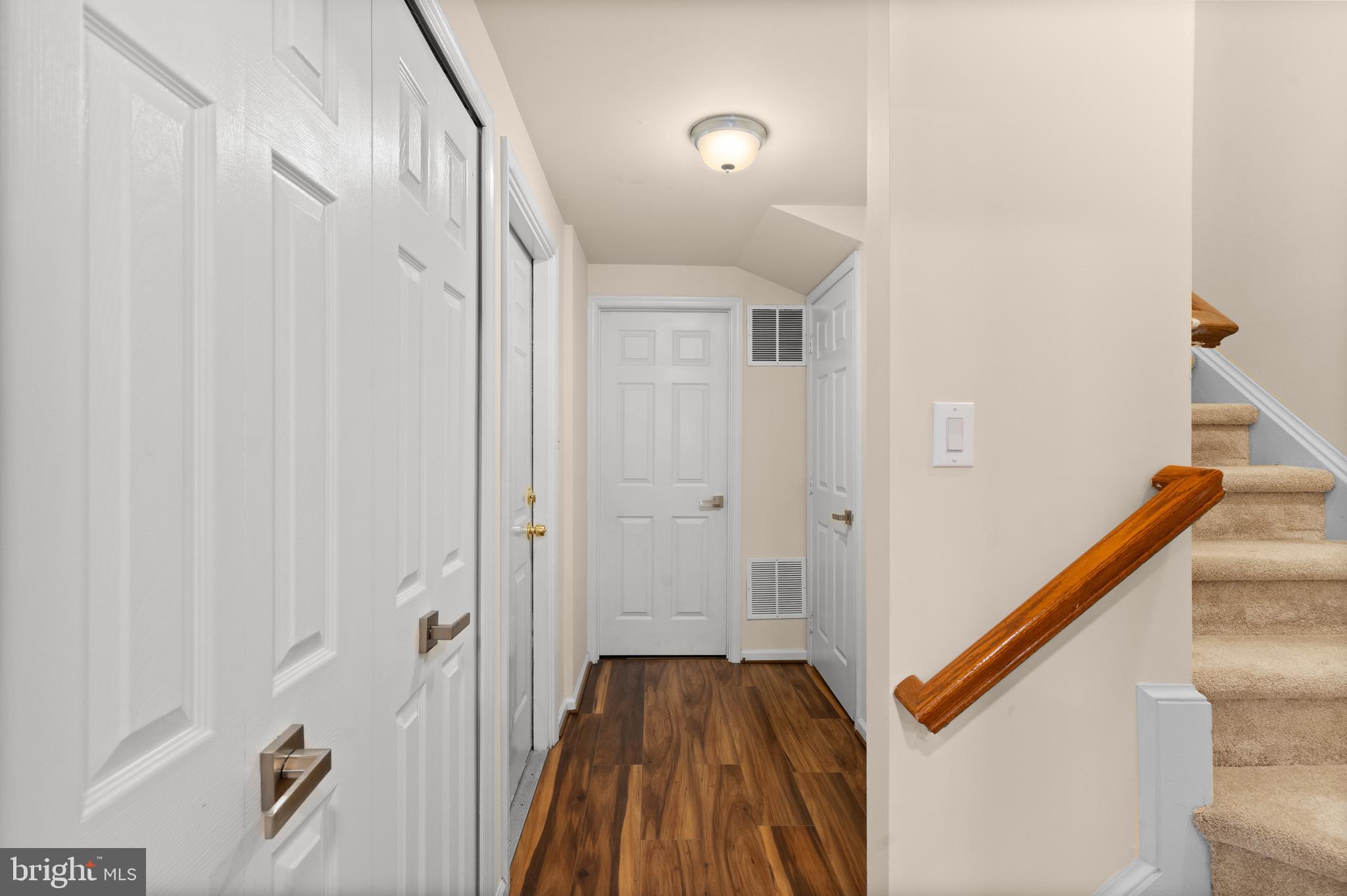 PARADISE / LANDS BAY - Residential