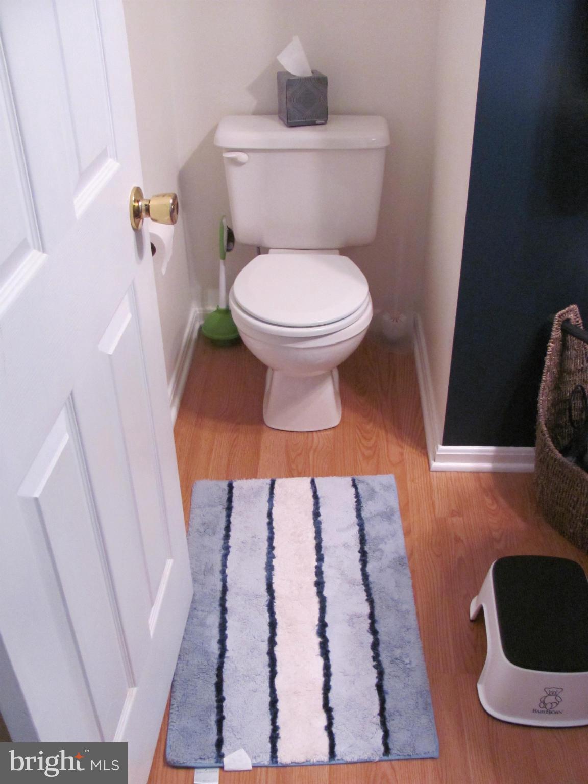 ASPEN WOODS - Residential Lease