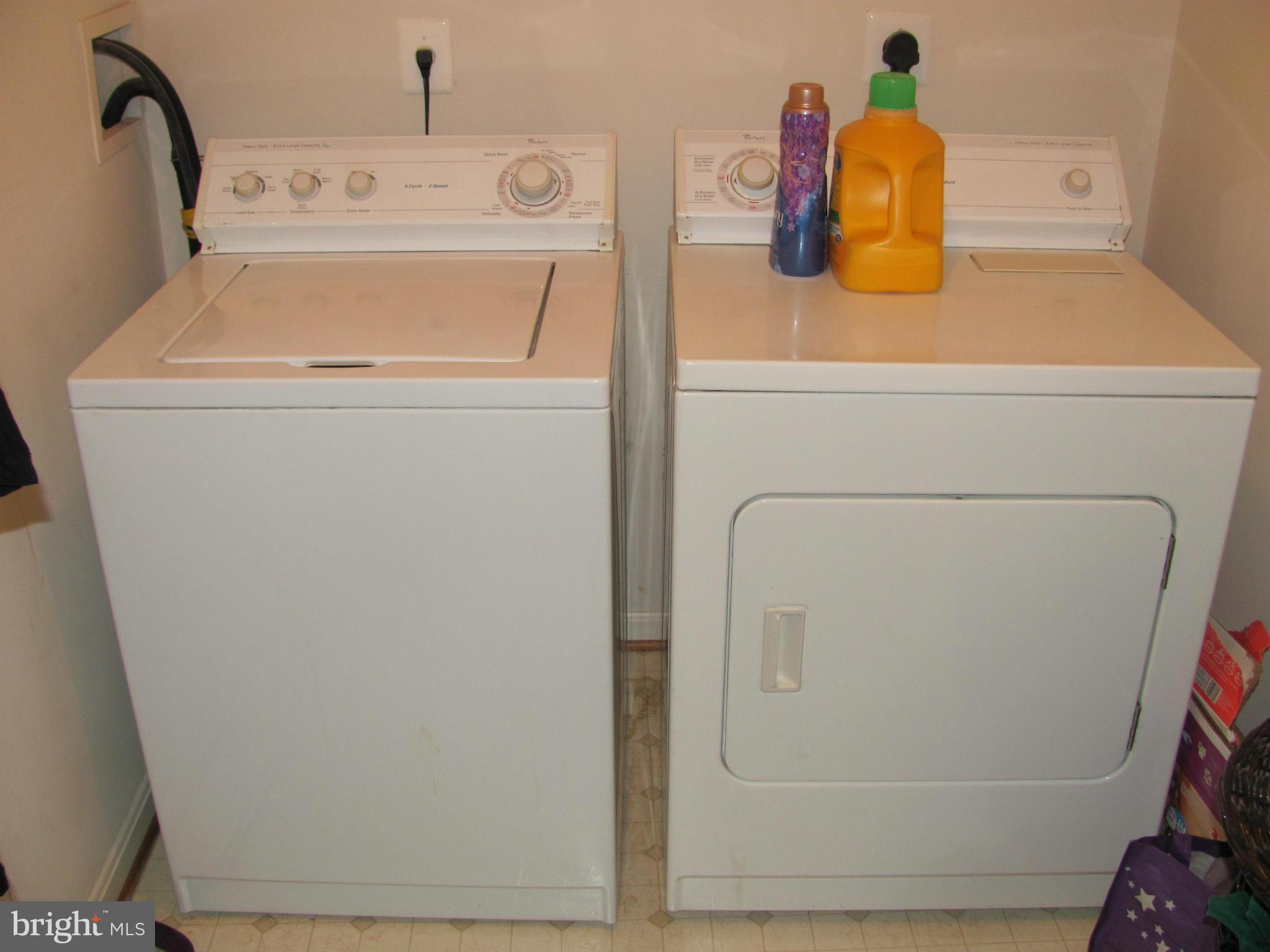 ASPEN WOODS - Residential Lease