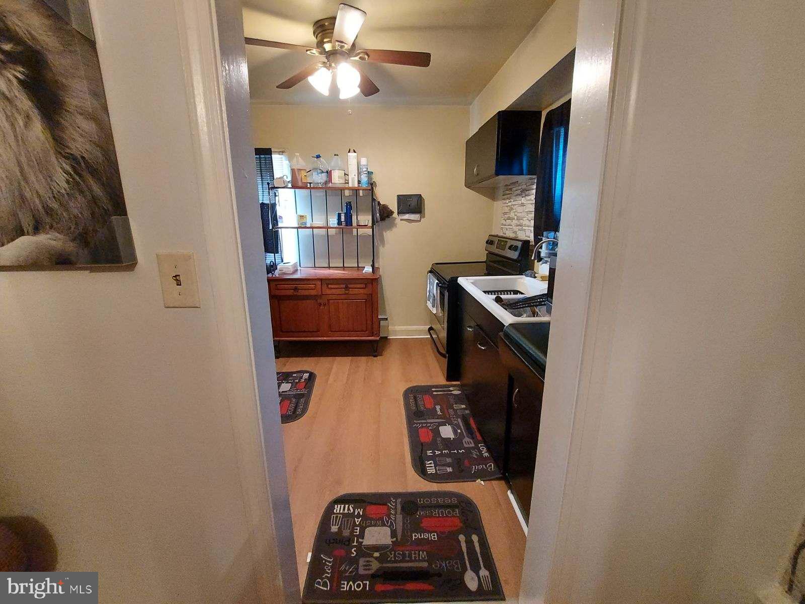 ROYAL ACRES - Residential