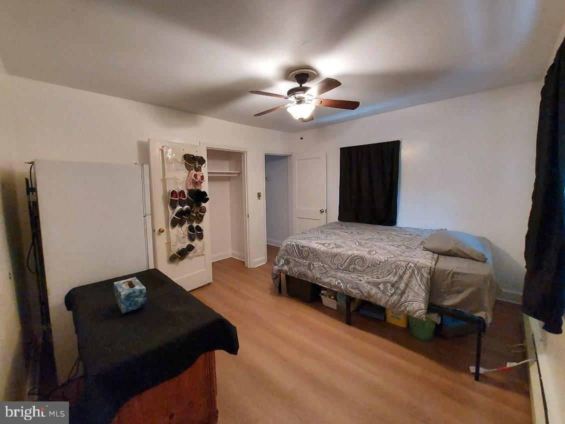 ROYAL ACRES - Residential