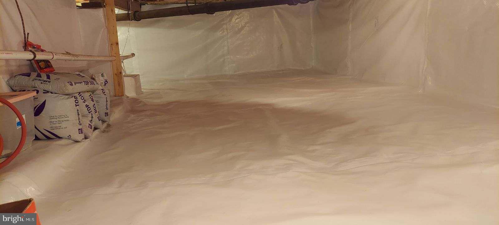 ROYAL ACRES - Residential