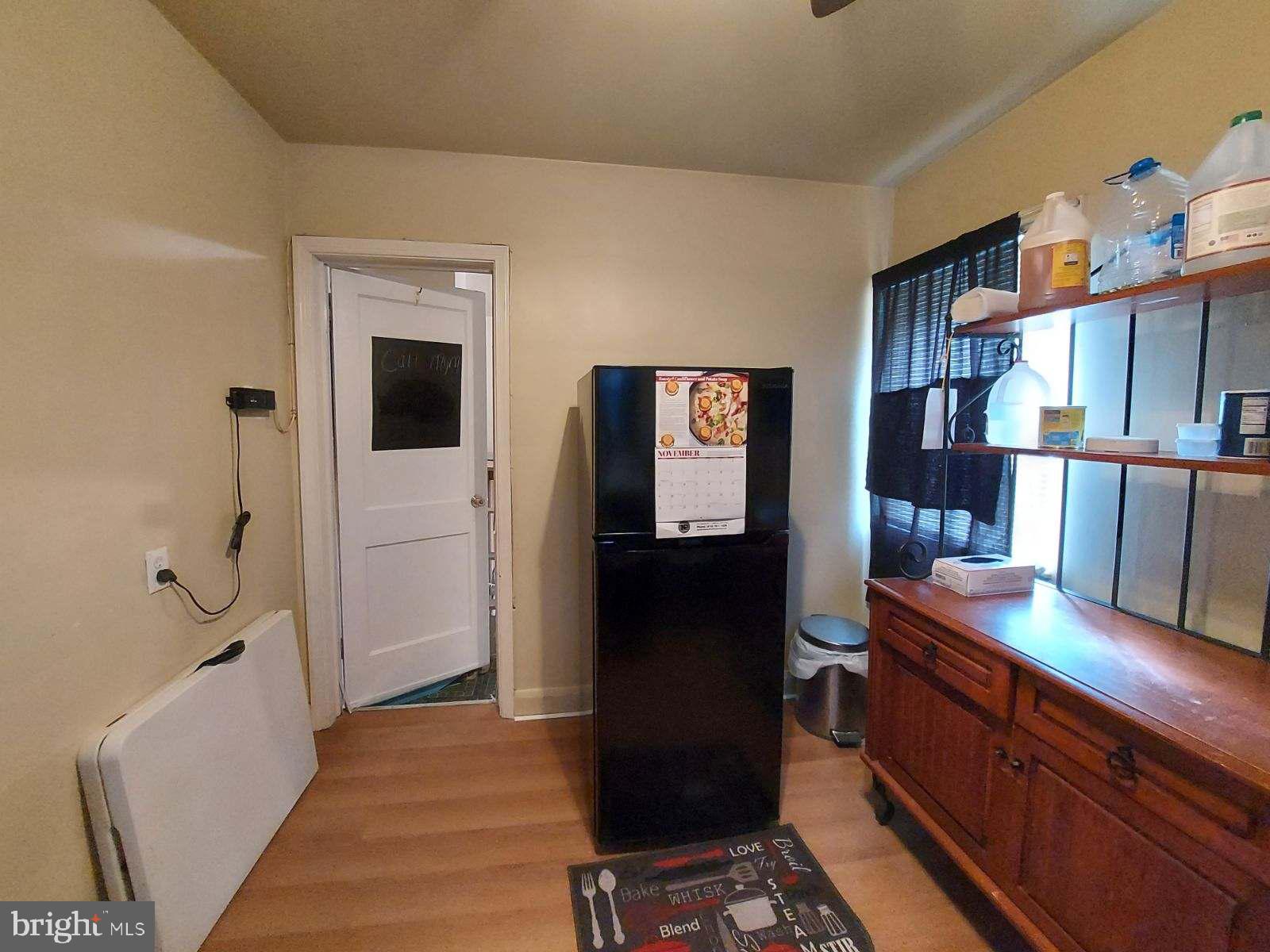 ROYAL ACRES - Residential