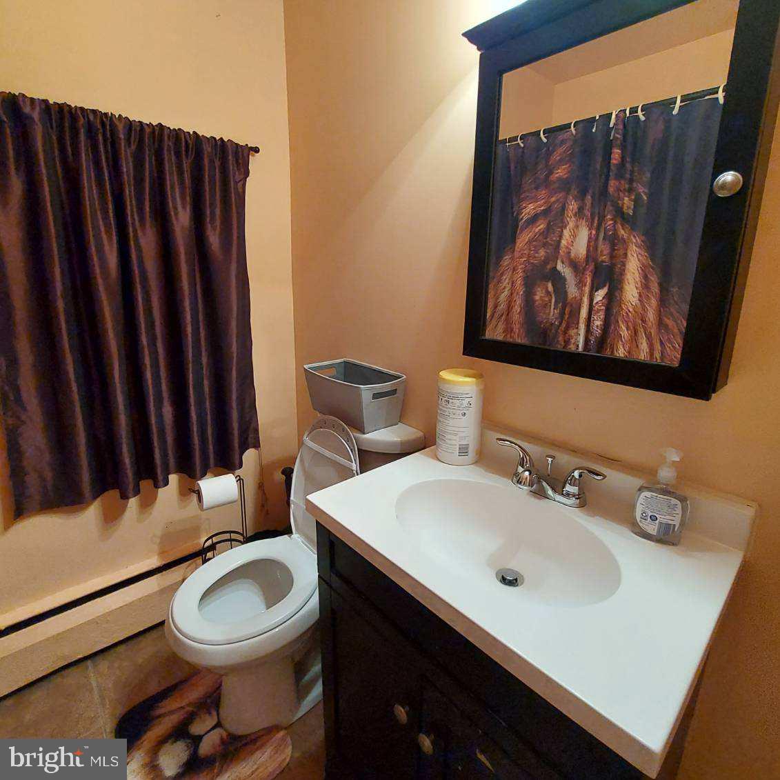 ROYAL ACRES - Residential