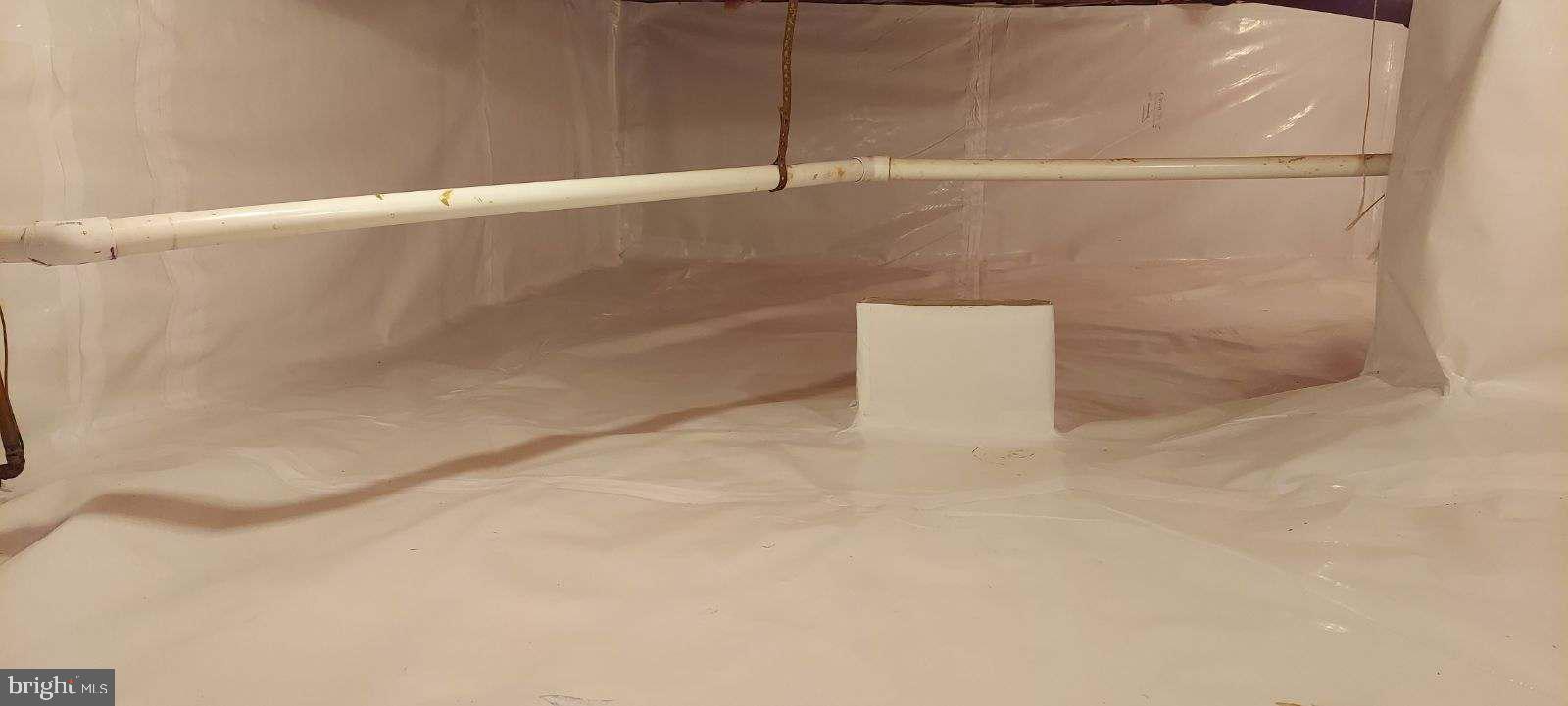 ROYAL ACRES - Residential