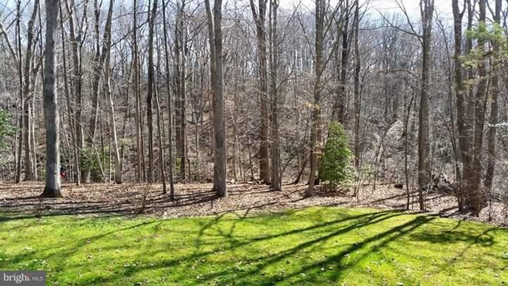 HALLMARK WOODS - Residential