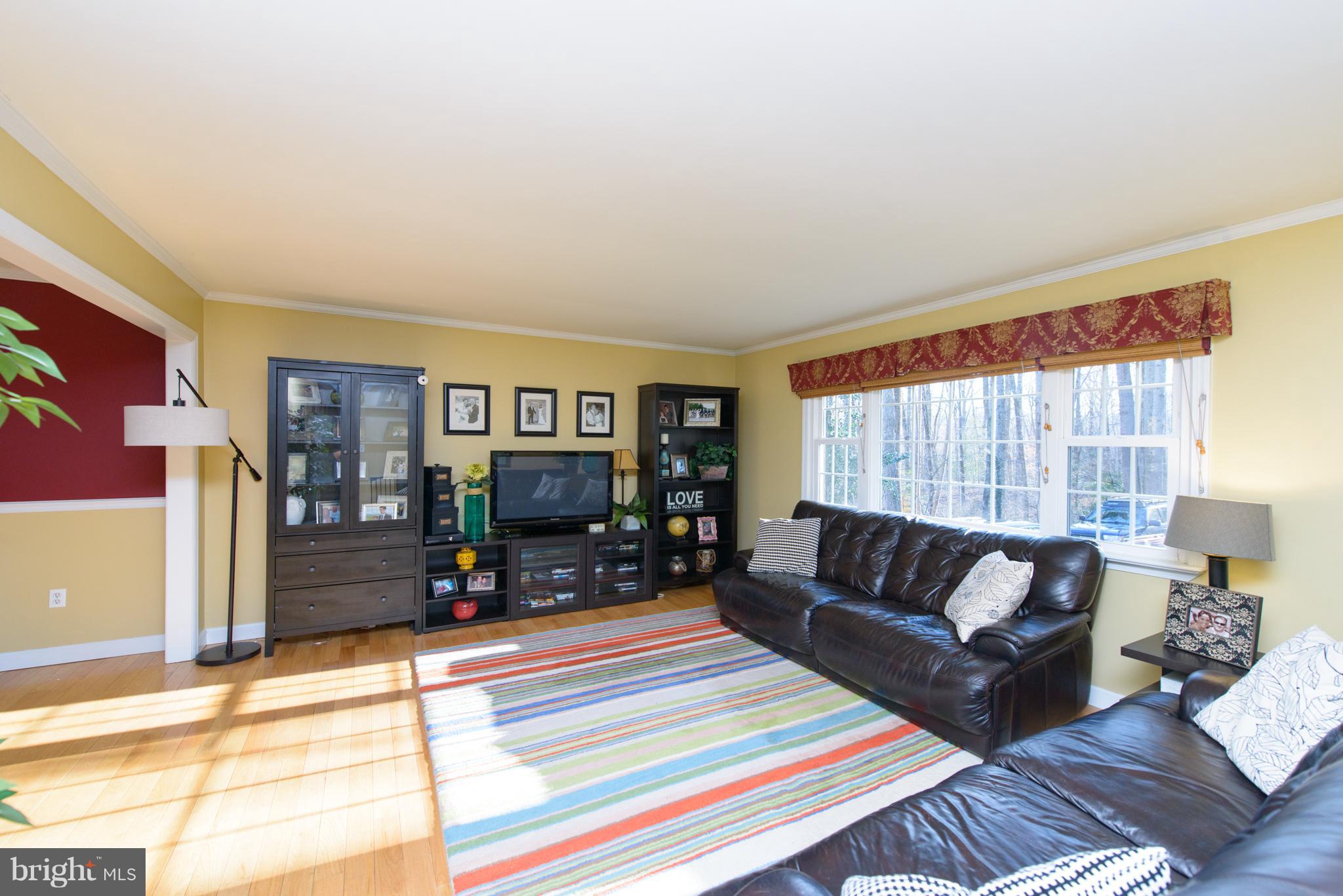 HALLMARK WOODS - Residential