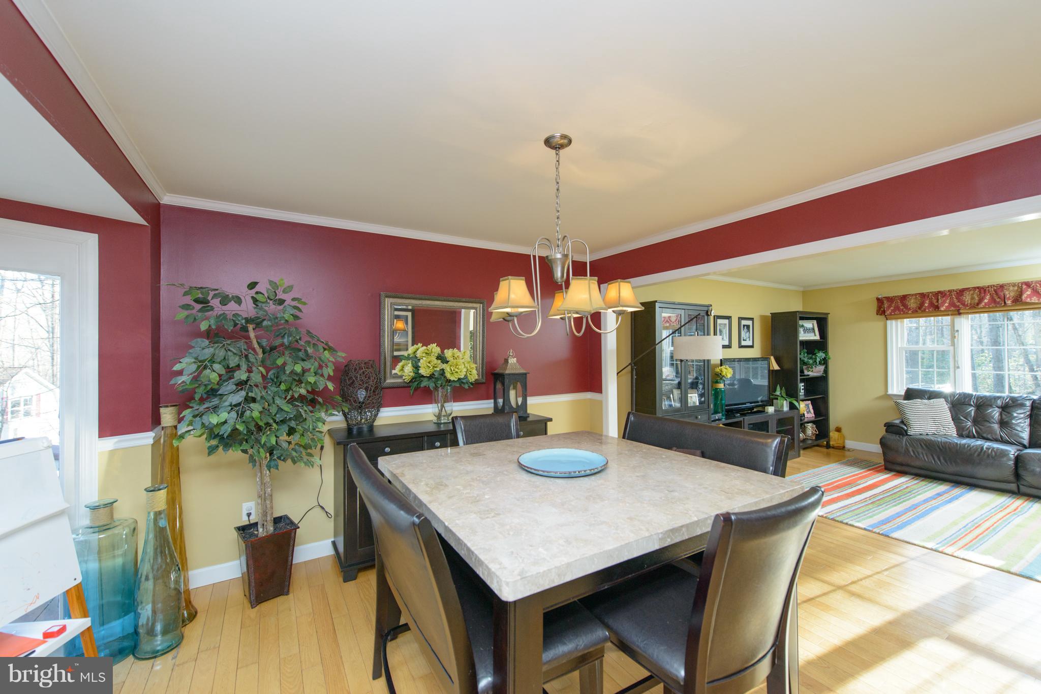 HALLMARK WOODS - Residential