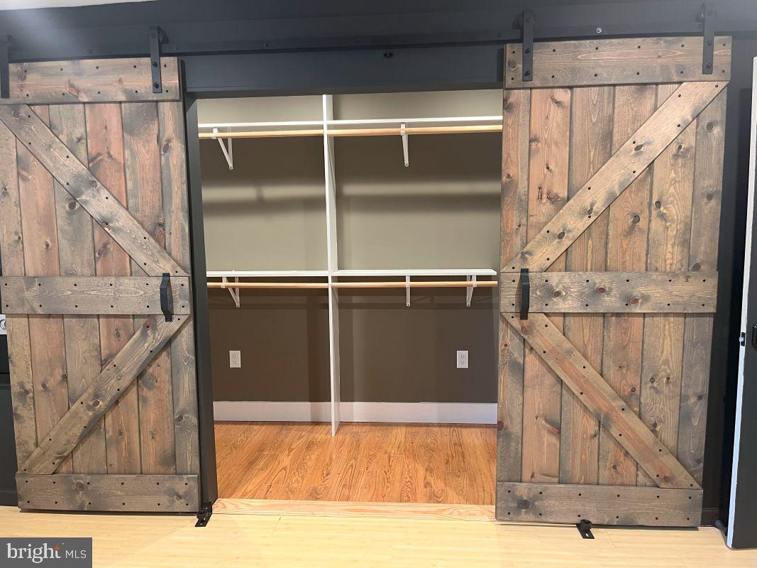 BONNIE BRAE - Residential Lease