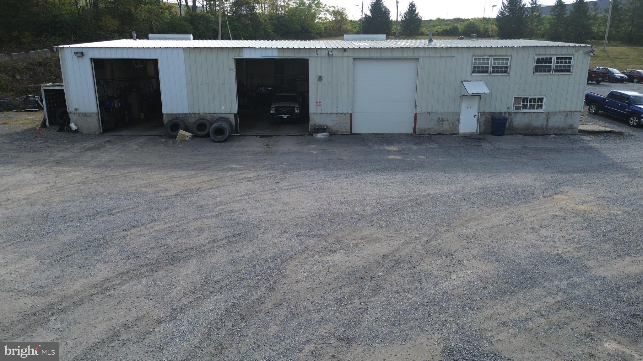 FISHERMANS PARADISE - Commercial Sale