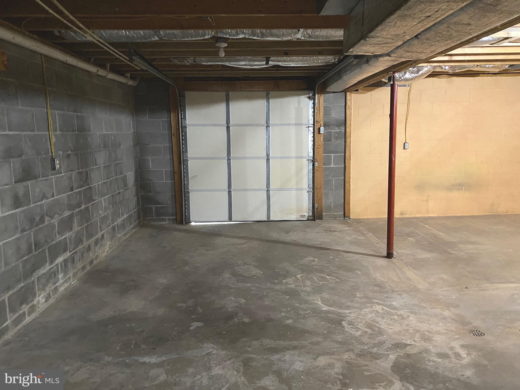 MOUNTAIN LICK RUN - Residential