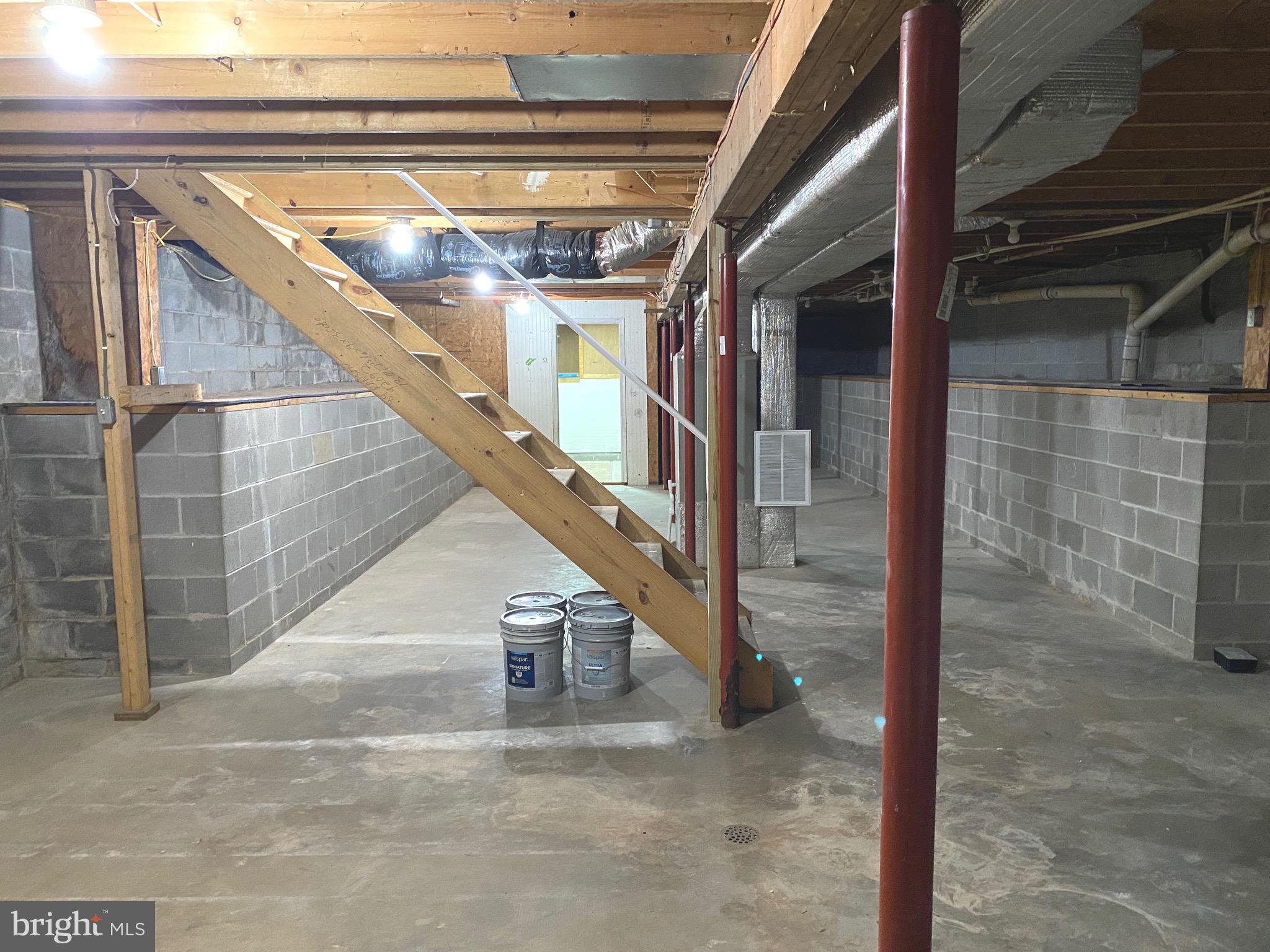 MOUNTAIN LICK RUN - Residential