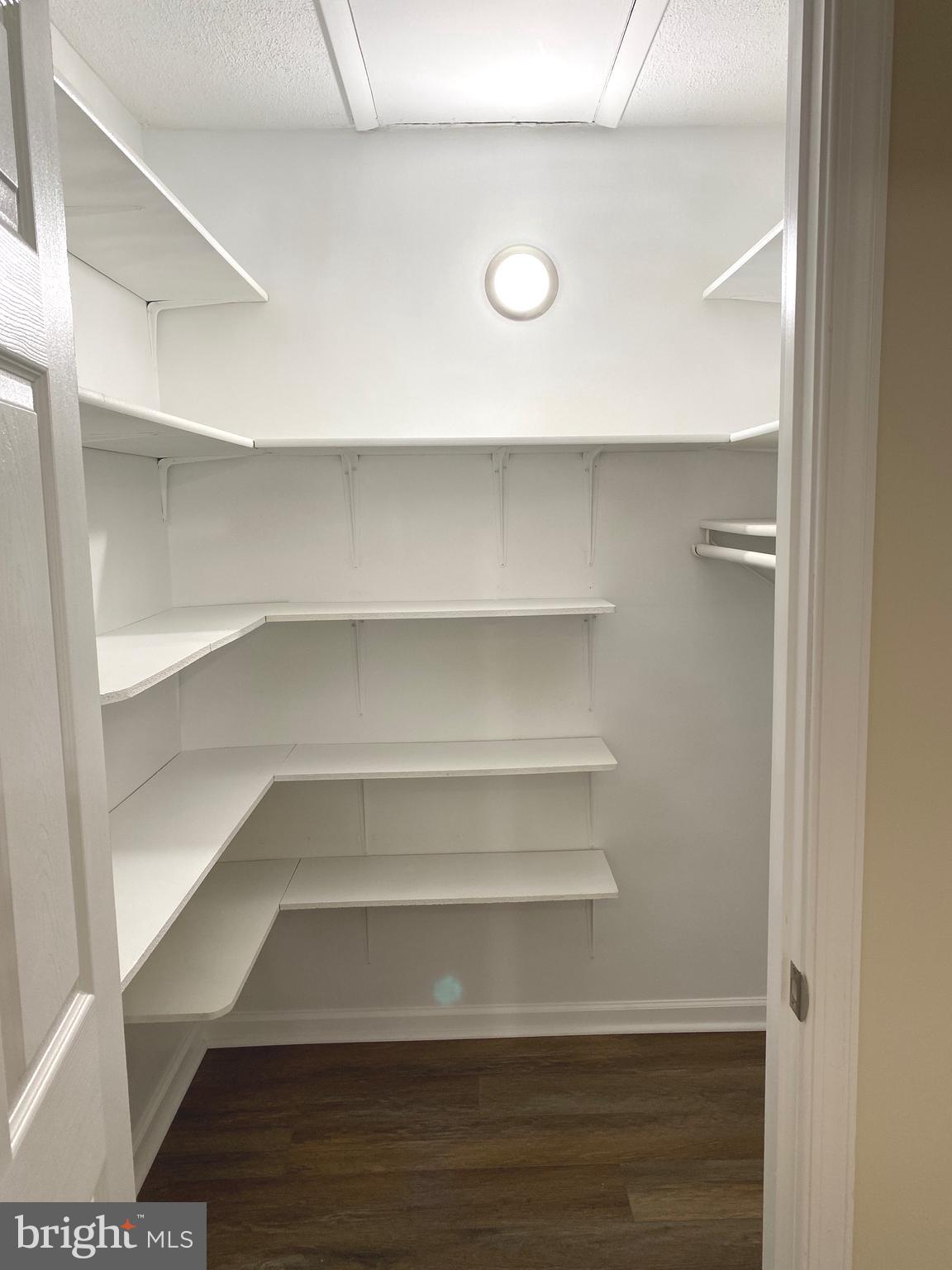 MOUNTAIN LICK RUN - Residential