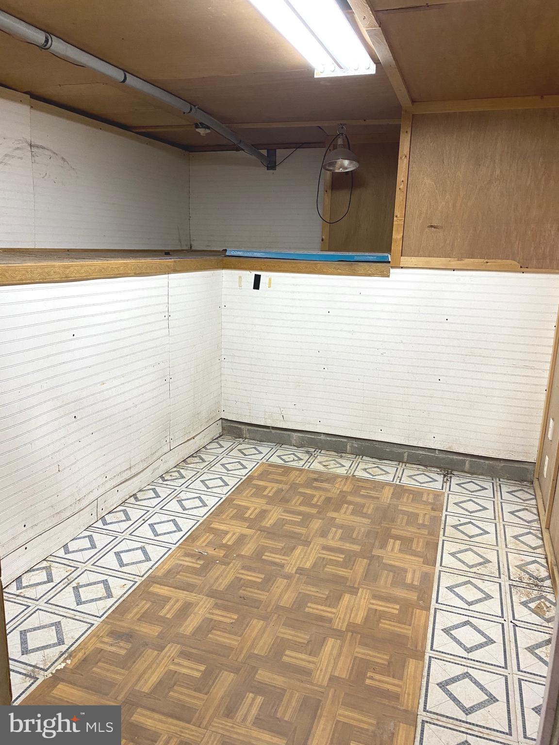 MOUNTAIN LICK RUN - Residential