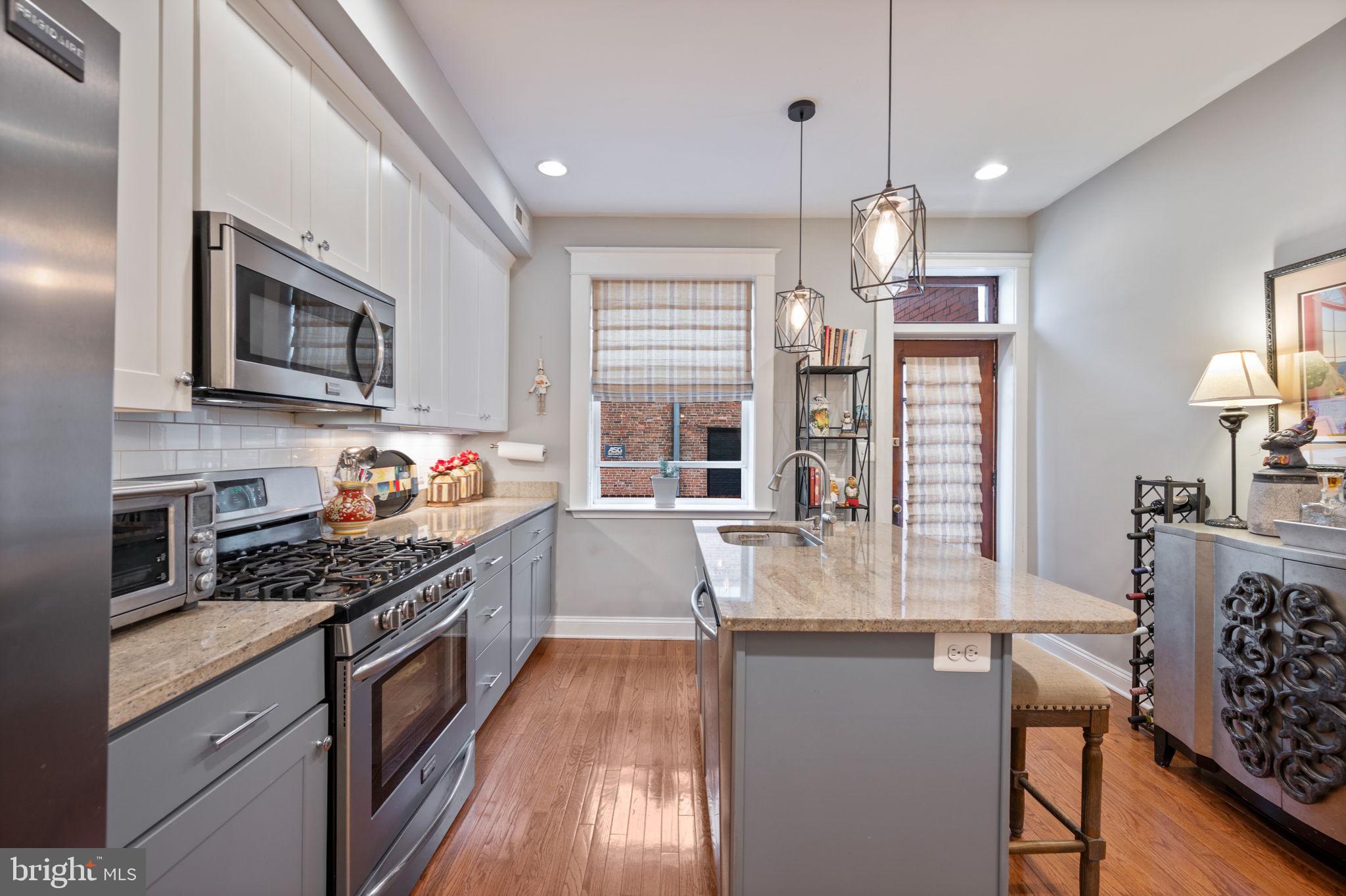 BREWERS HILL - Residential