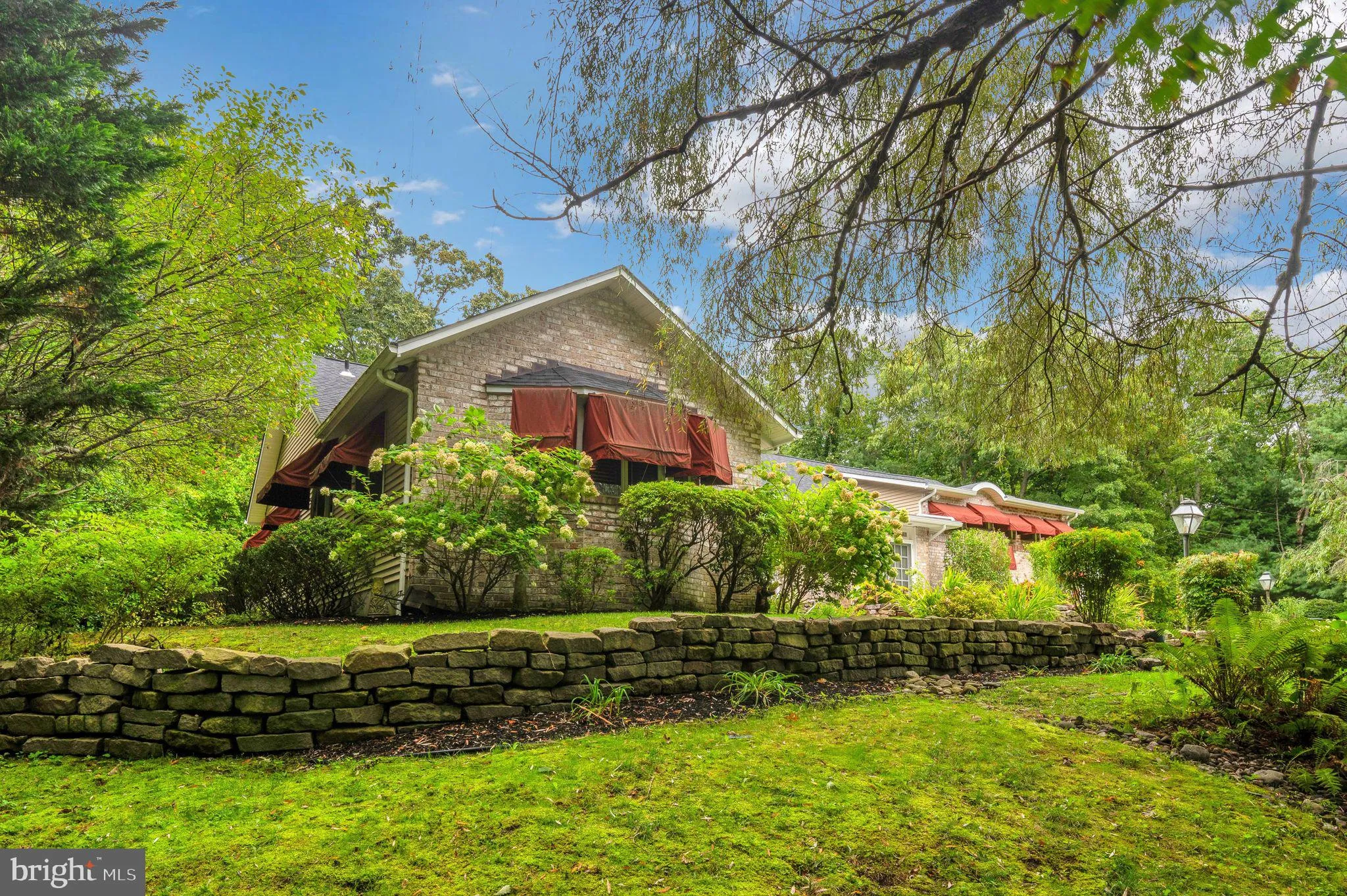 Millville, New Jersey 08332, United States, 3 Bedrooms Bedrooms, ,3 BathroomsBathrooms,Residential,Pending,45801