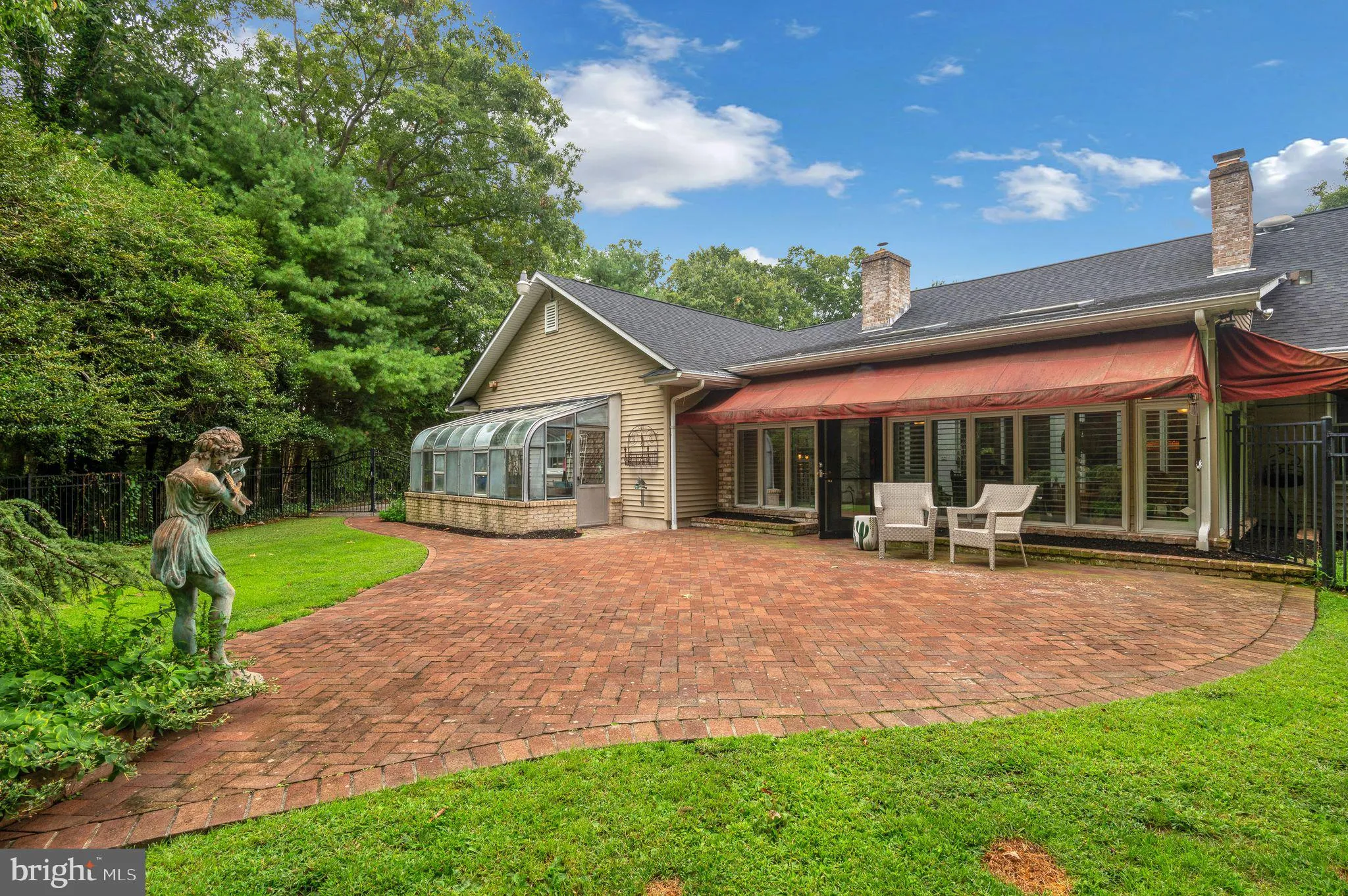 Millville, New Jersey 08332, United States, 3 Bedrooms Bedrooms, ,3 BathroomsBathrooms,Residential,Pending,45801