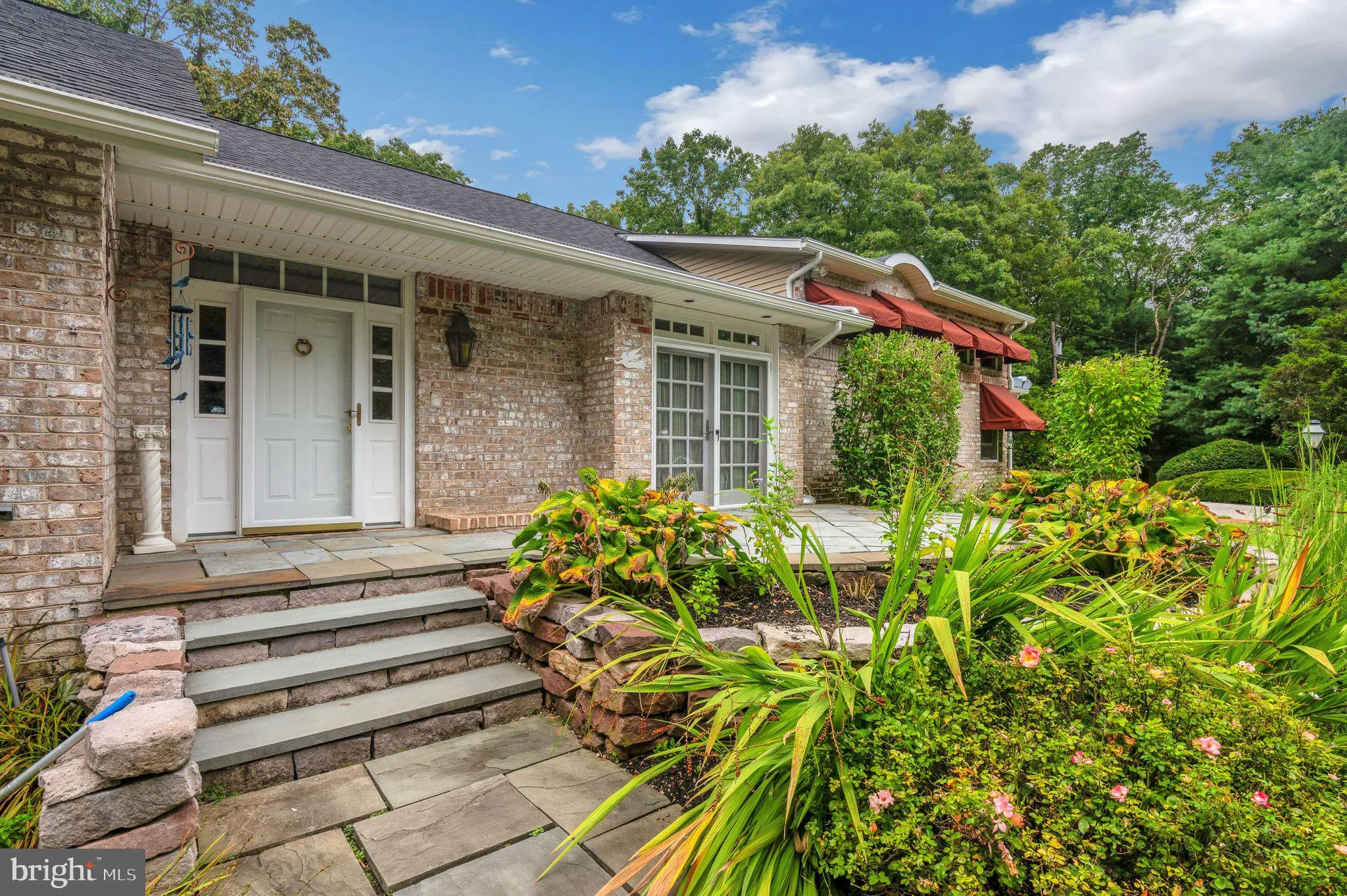 Millville, New Jersey 08332, United States, 3 Bedrooms Bedrooms, ,3 BathroomsBathrooms,Residential,Pending,45801