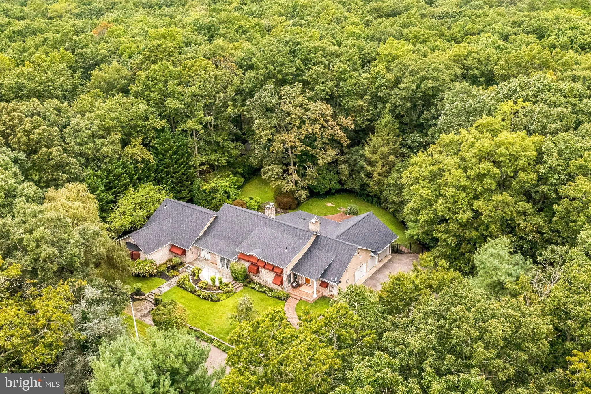 Millville, New Jersey 08332, United States, 3 Bedrooms Bedrooms, ,3 BathroomsBathrooms,Residential,Pending,45801