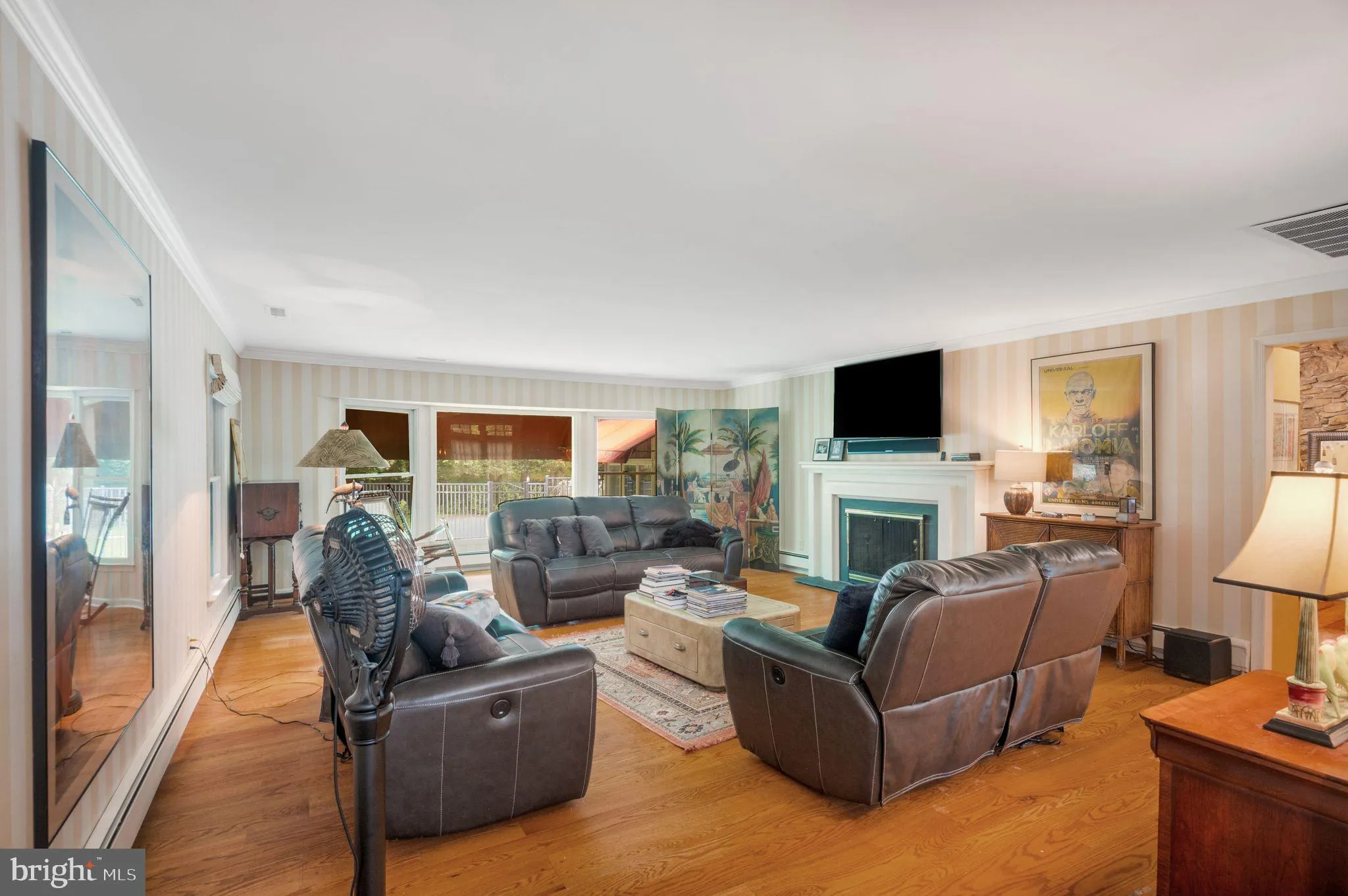 Millville, New Jersey 08332, United States, 3 Bedrooms Bedrooms, ,3 BathroomsBathrooms,Residential,Pending,45801