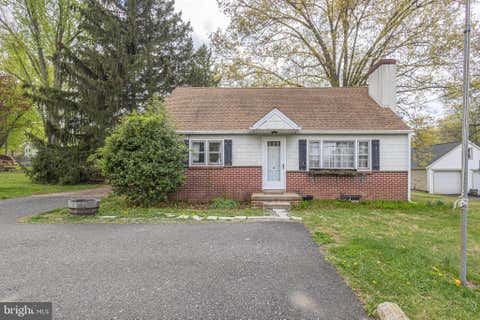 Homes For Sale - 812 E Walnut Street<br/> PERKASIE, PA 18944