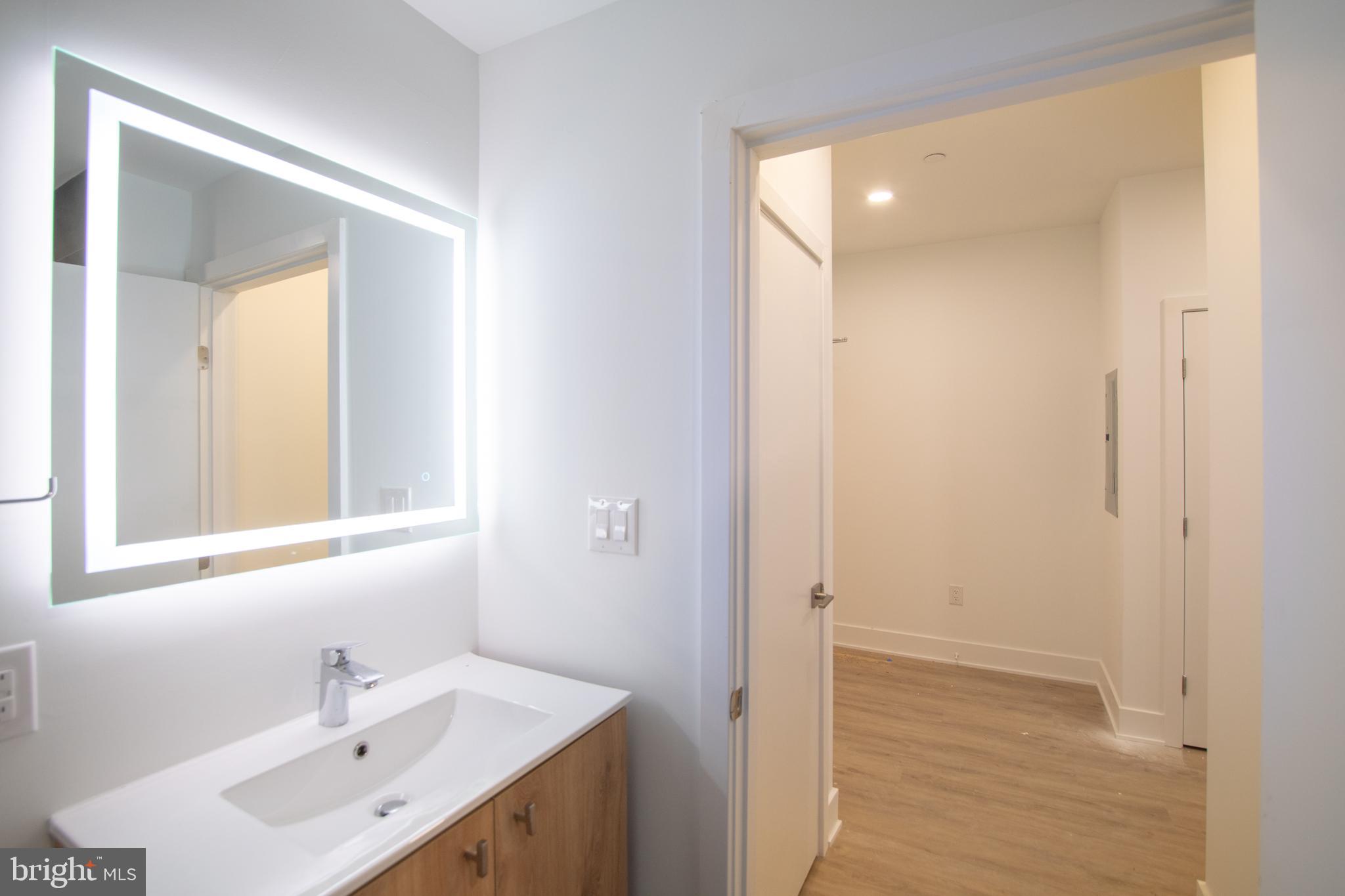 FISHTOWN - Residential Lease