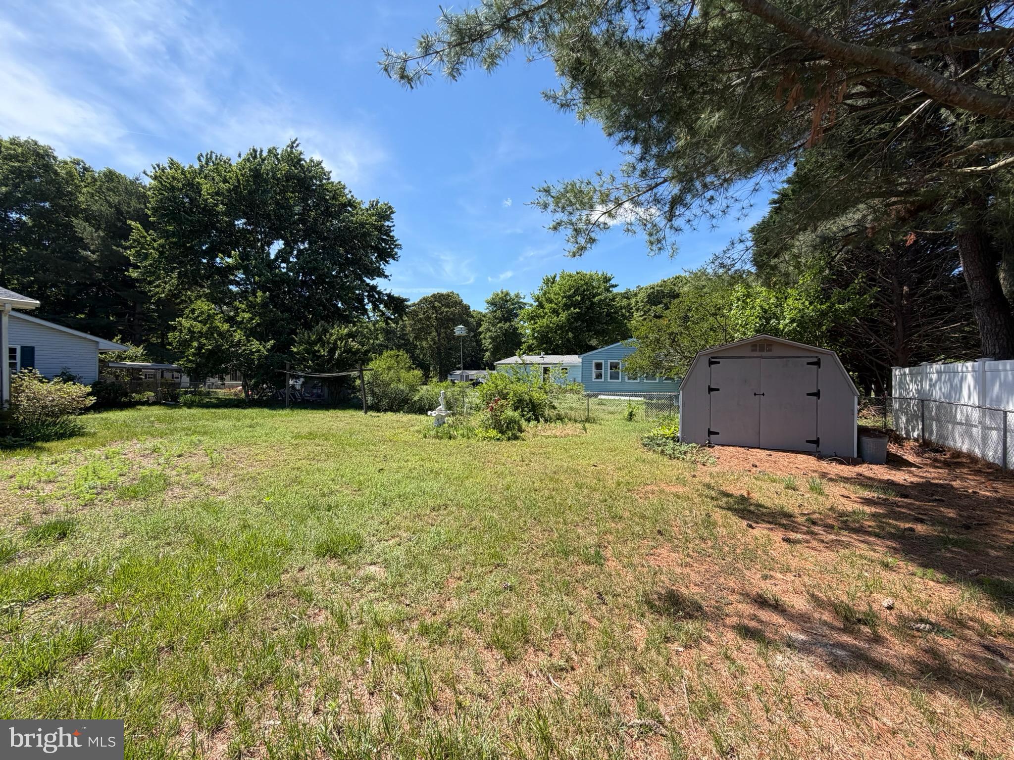 32585 W ALBEMARLE COURT