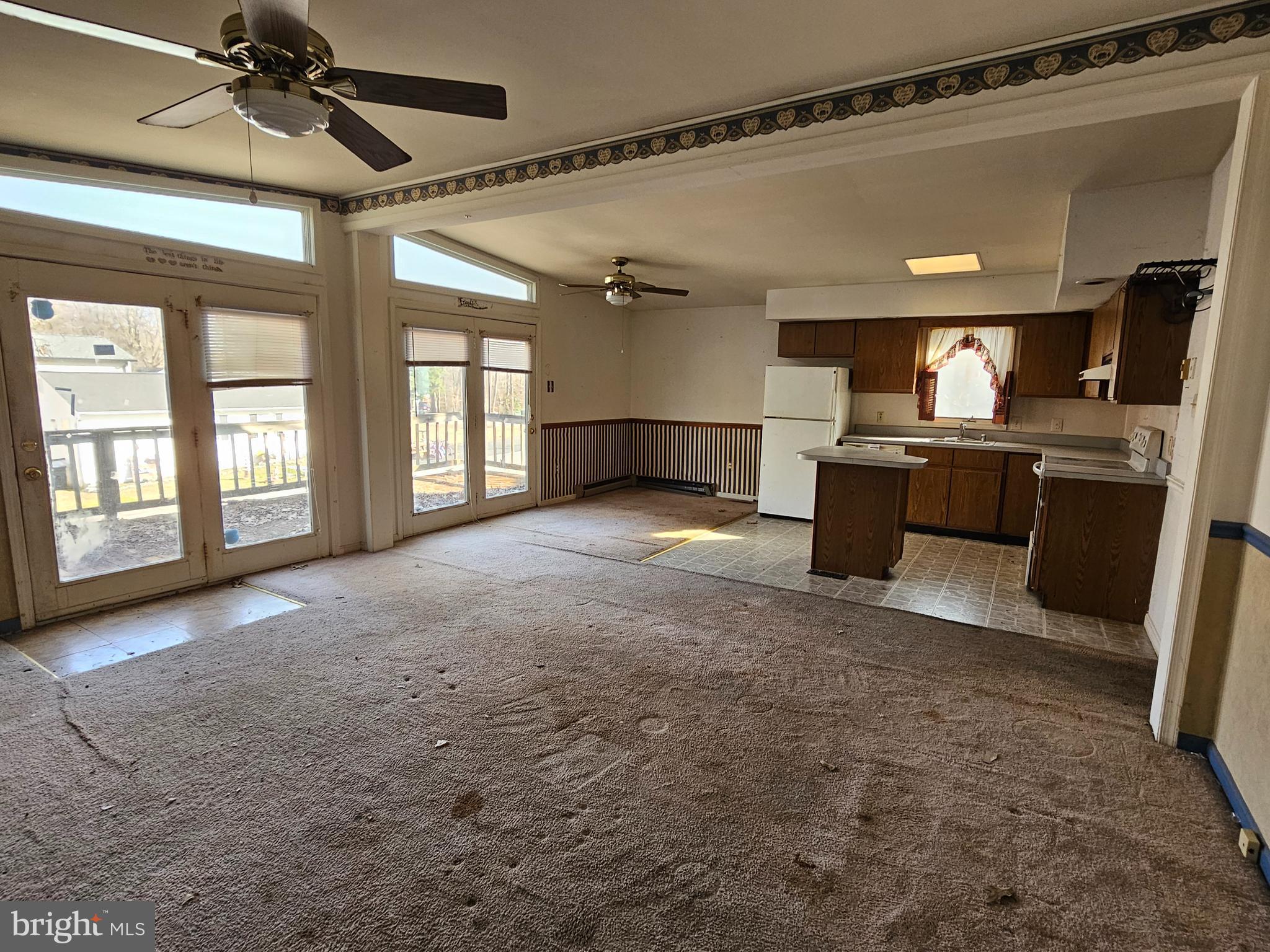 WHITE SANDS - Residential