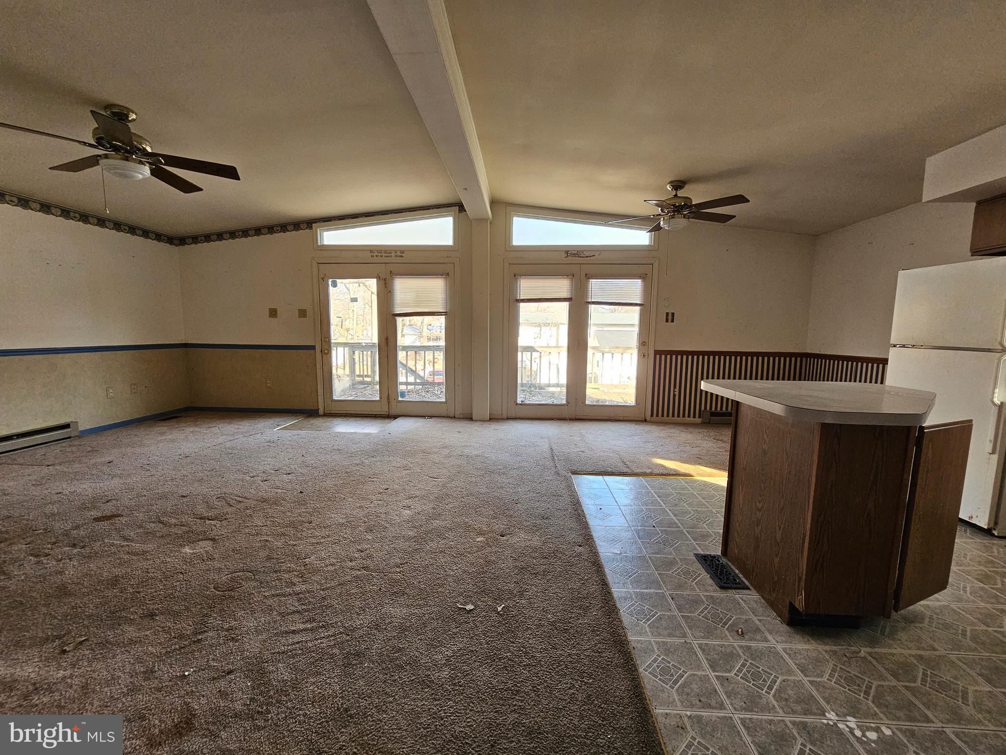 WHITE SANDS - Residential