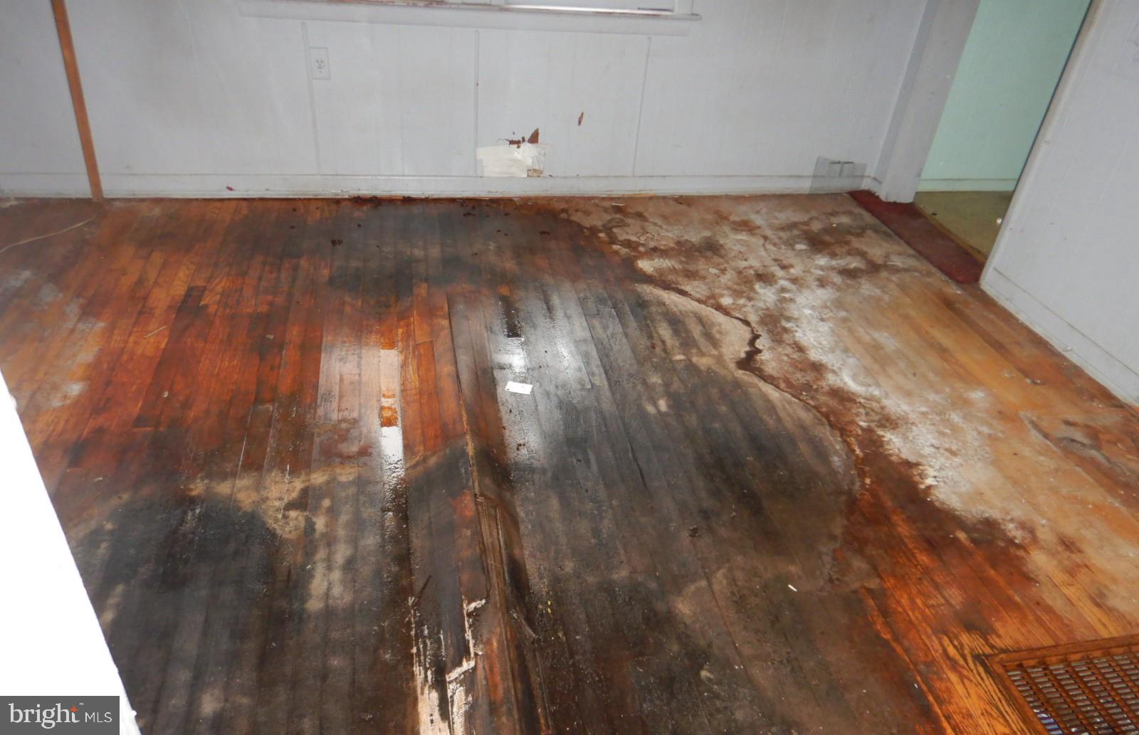 BROCK BRIDGE ESTATES - Residential