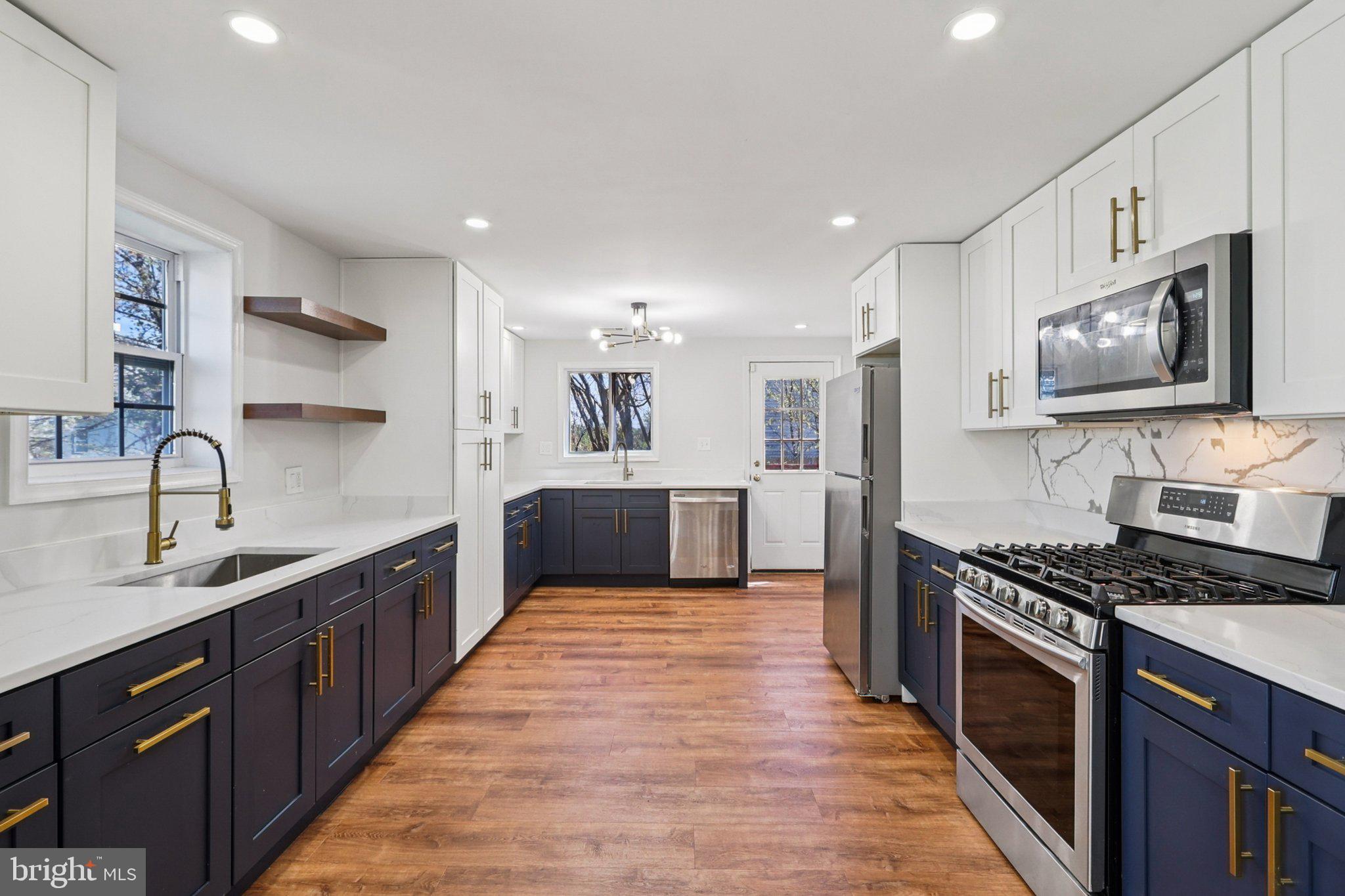 BRADBURY HEIGHTS - Residential