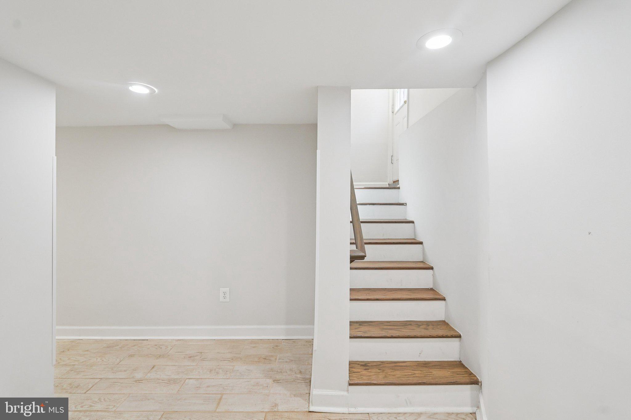 BRADBURY HEIGHTS - Residential