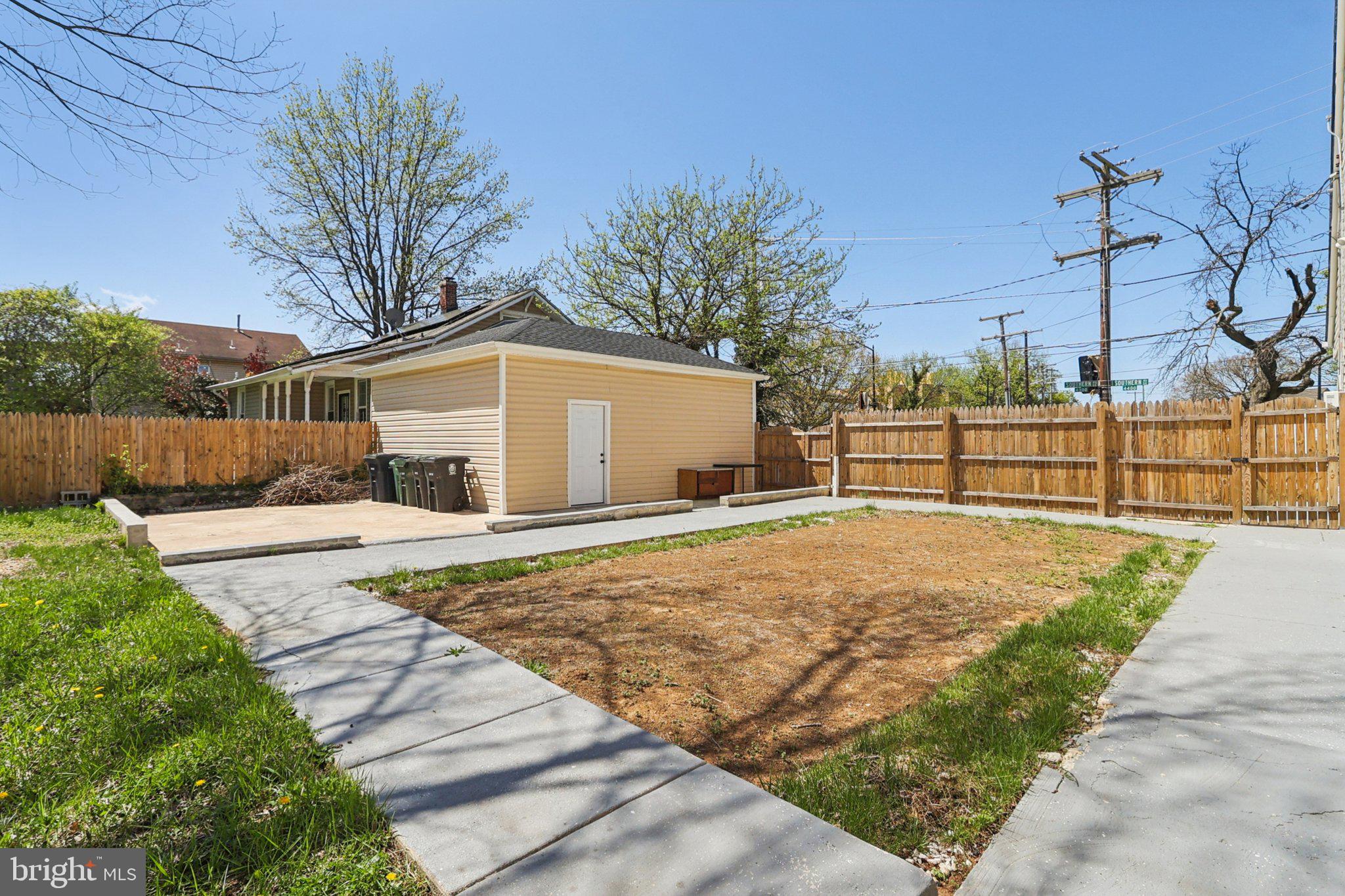 BRADBURY HEIGHTS - Residential