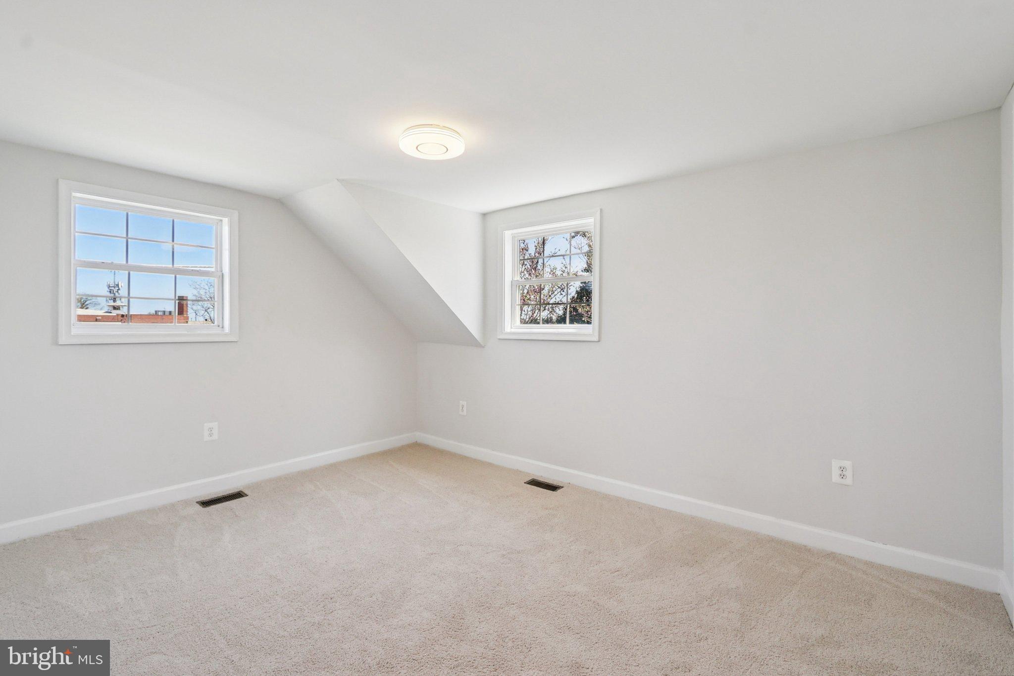 BRADBURY HEIGHTS - Residential