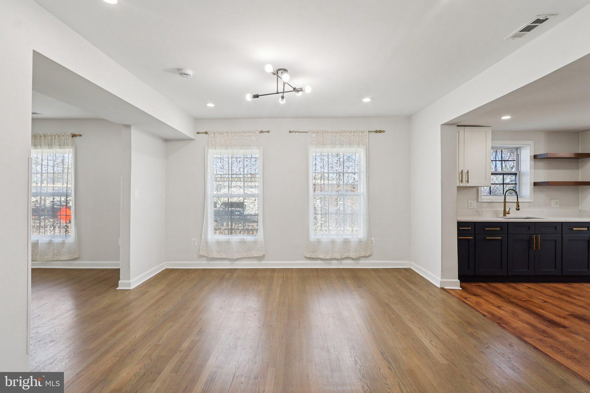 BRADBURY HEIGHTS - Residential