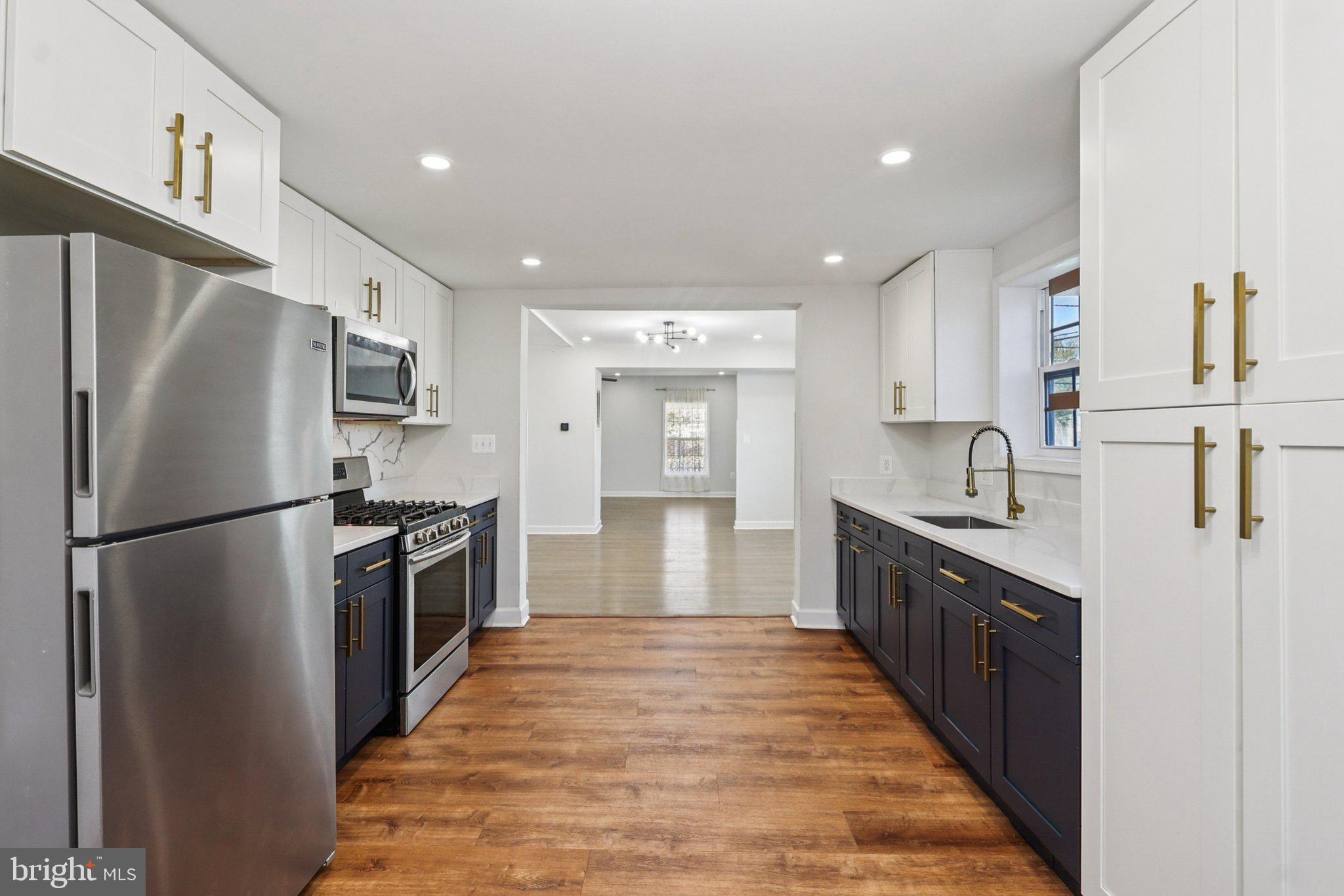 BRADBURY HEIGHTS - Residential