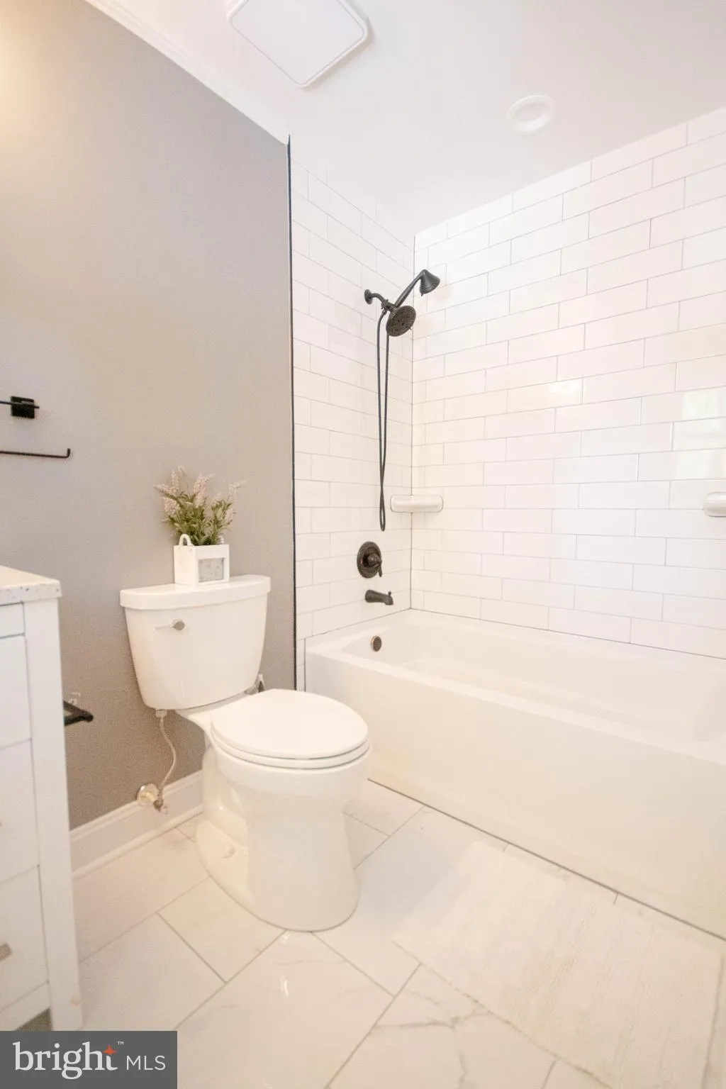 Stafford, Virginia 22556, United States, 5 Bedrooms Bedrooms, ,3 BathroomsBathrooms,Residential,Active,121310