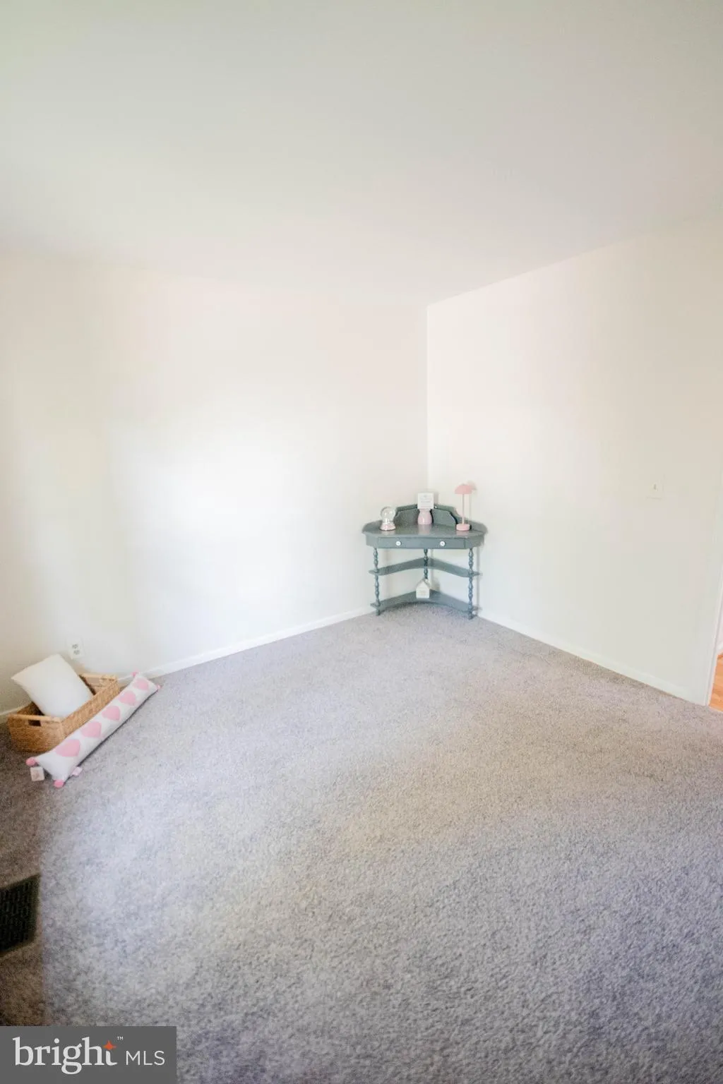 Stafford, Virginia 22556, United States, 5 Bedrooms Bedrooms, ,3 BathroomsBathrooms,Residential,Active,121310