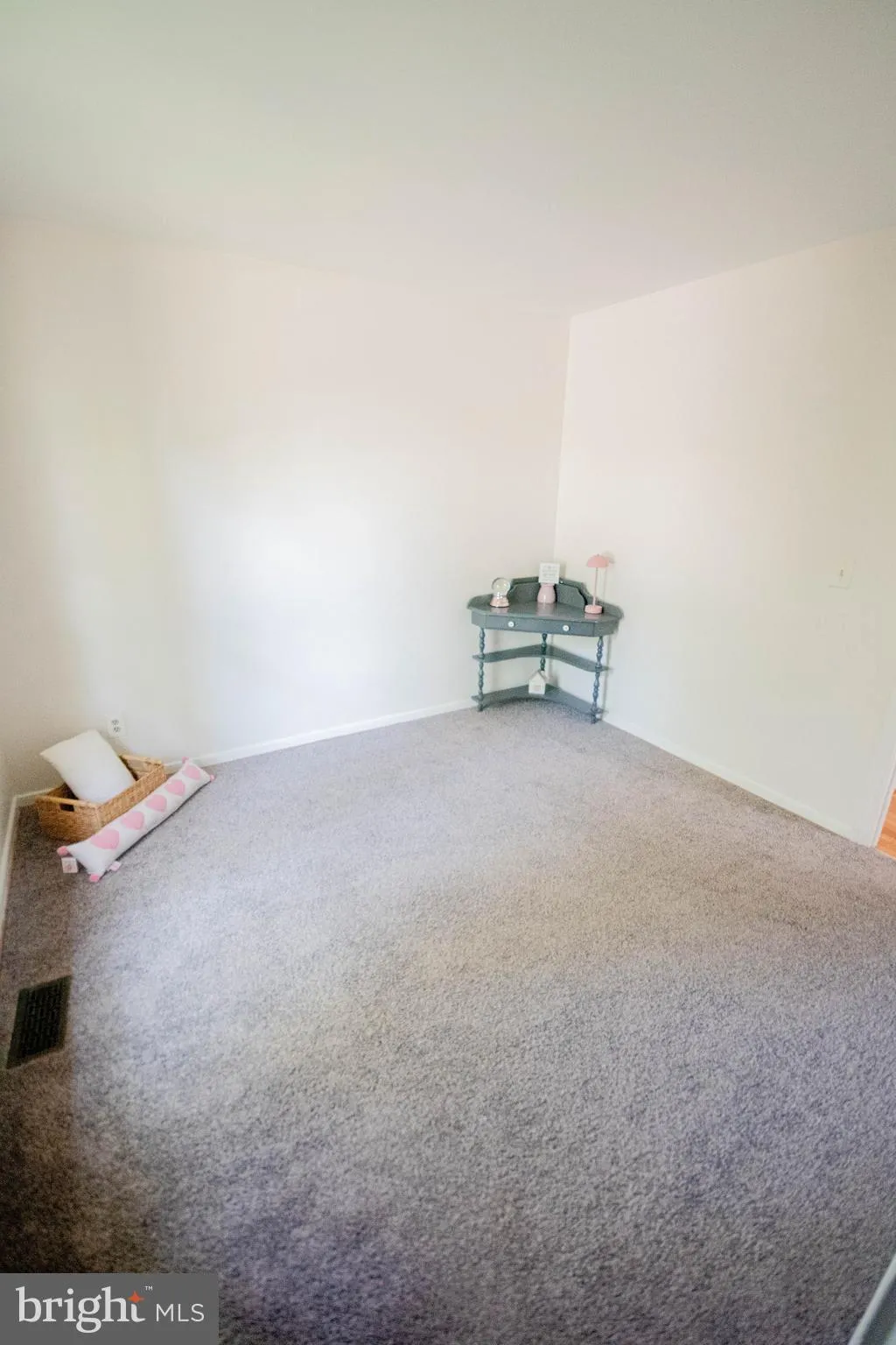 Stafford, Virginia 22556, United States, 5 Bedrooms Bedrooms, ,3 BathroomsBathrooms,Residential,Active,121310