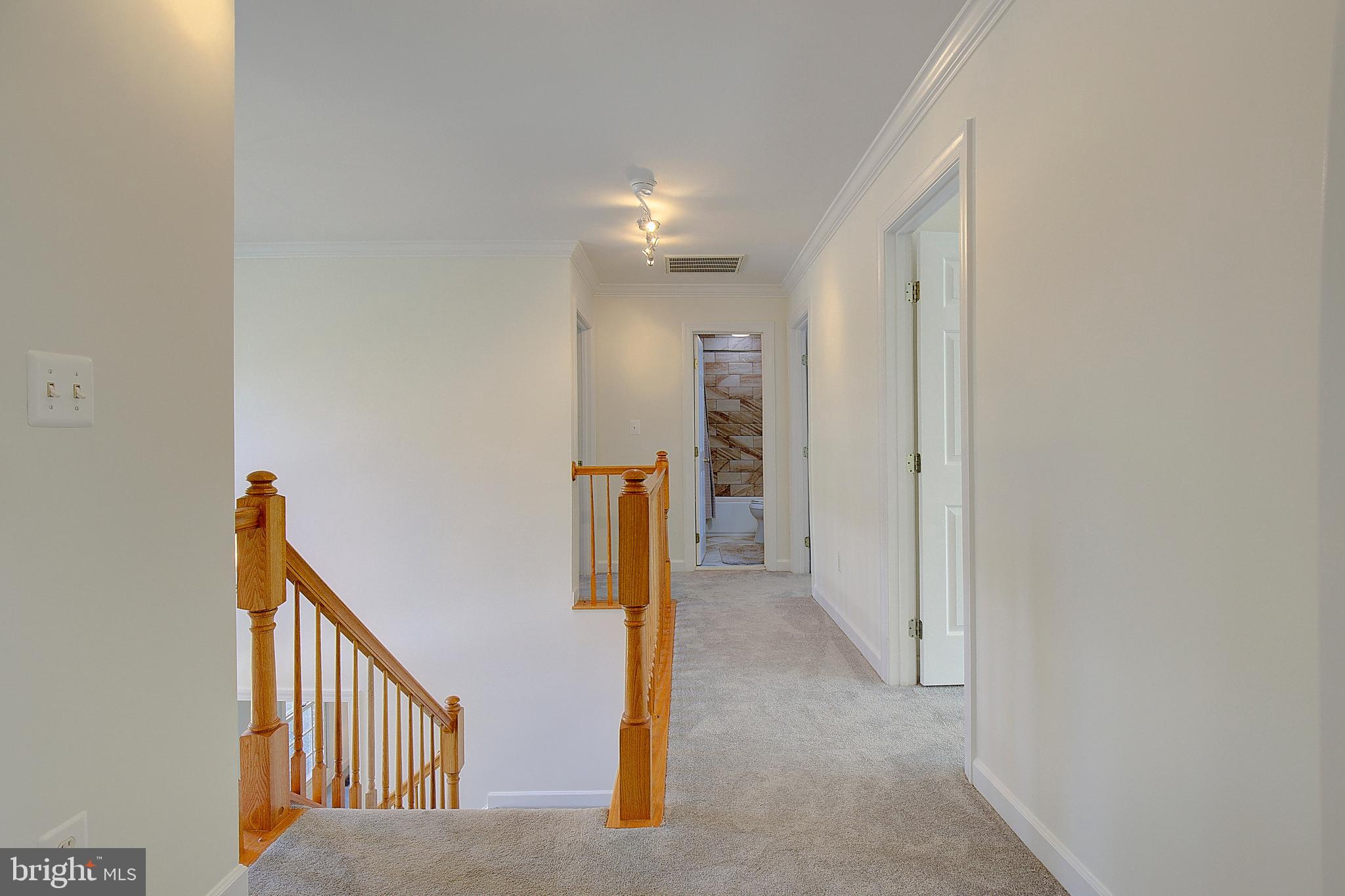 WYNNEWOOD - Residential