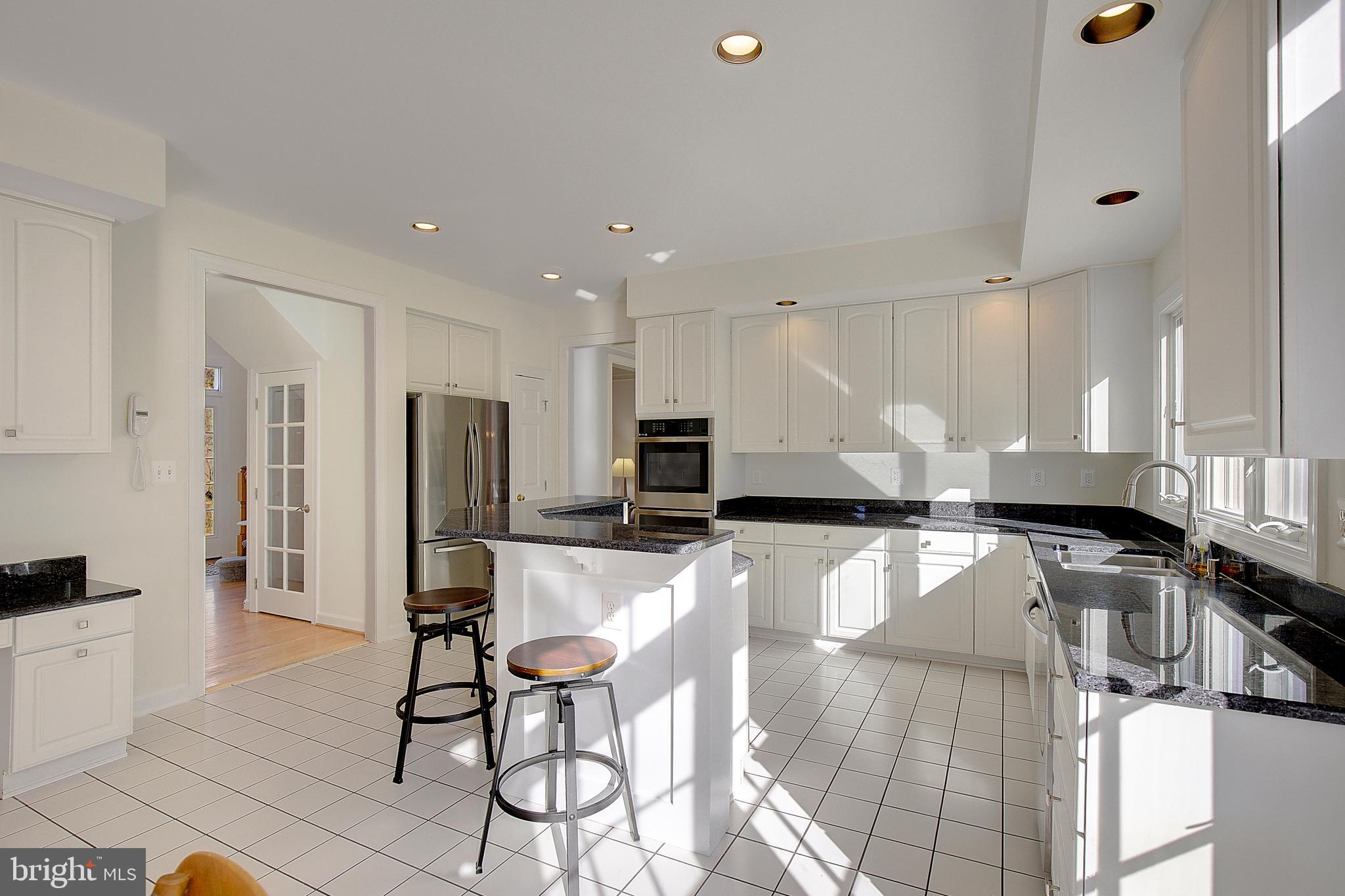 WYNNEWOOD - Residential