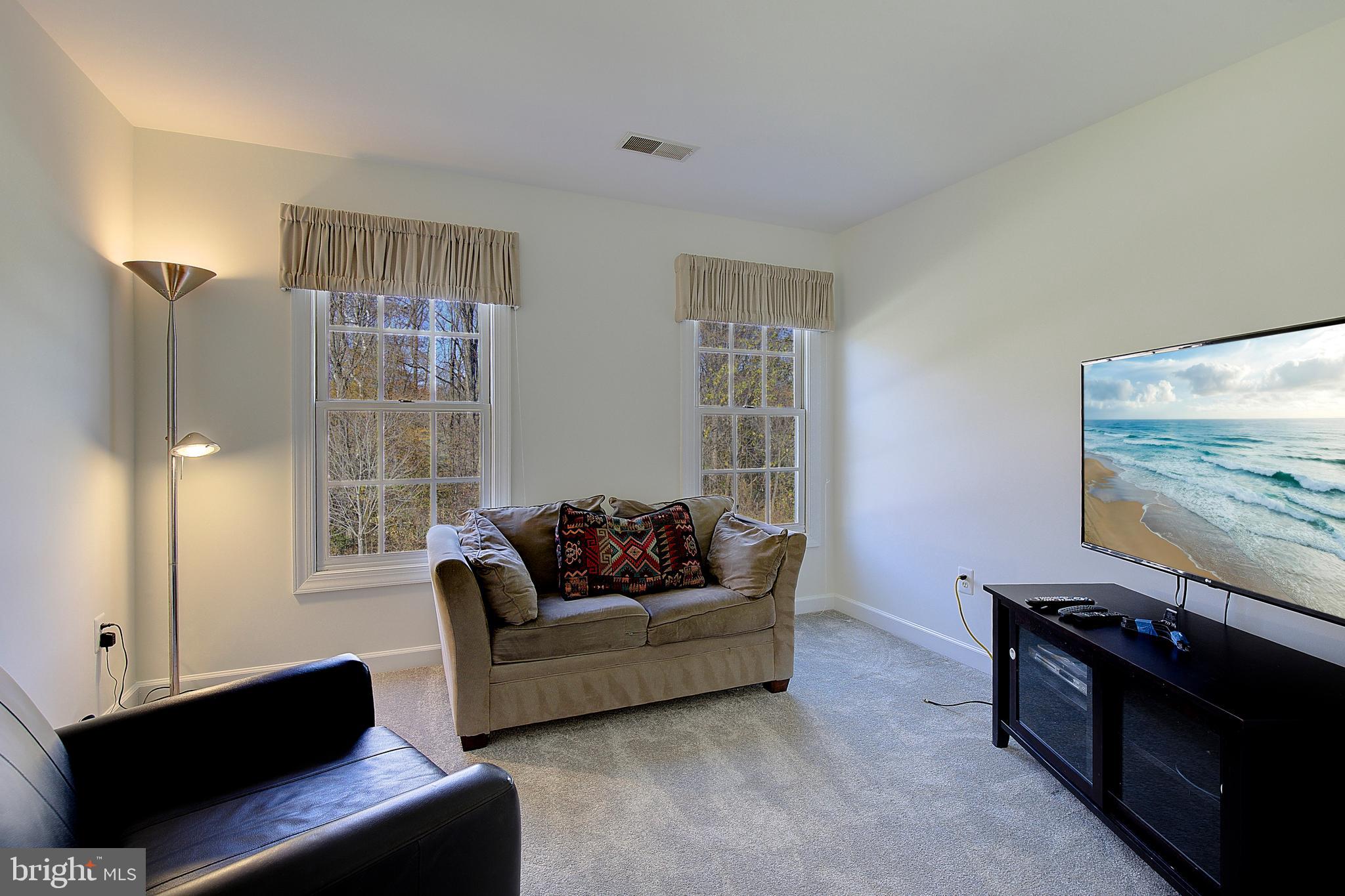 WYNNEWOOD - Residential