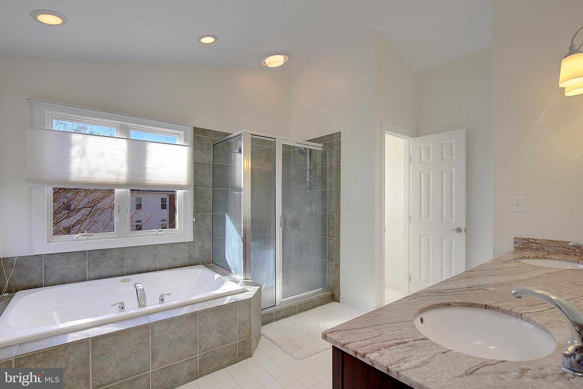 WYNNEWOOD - Residential