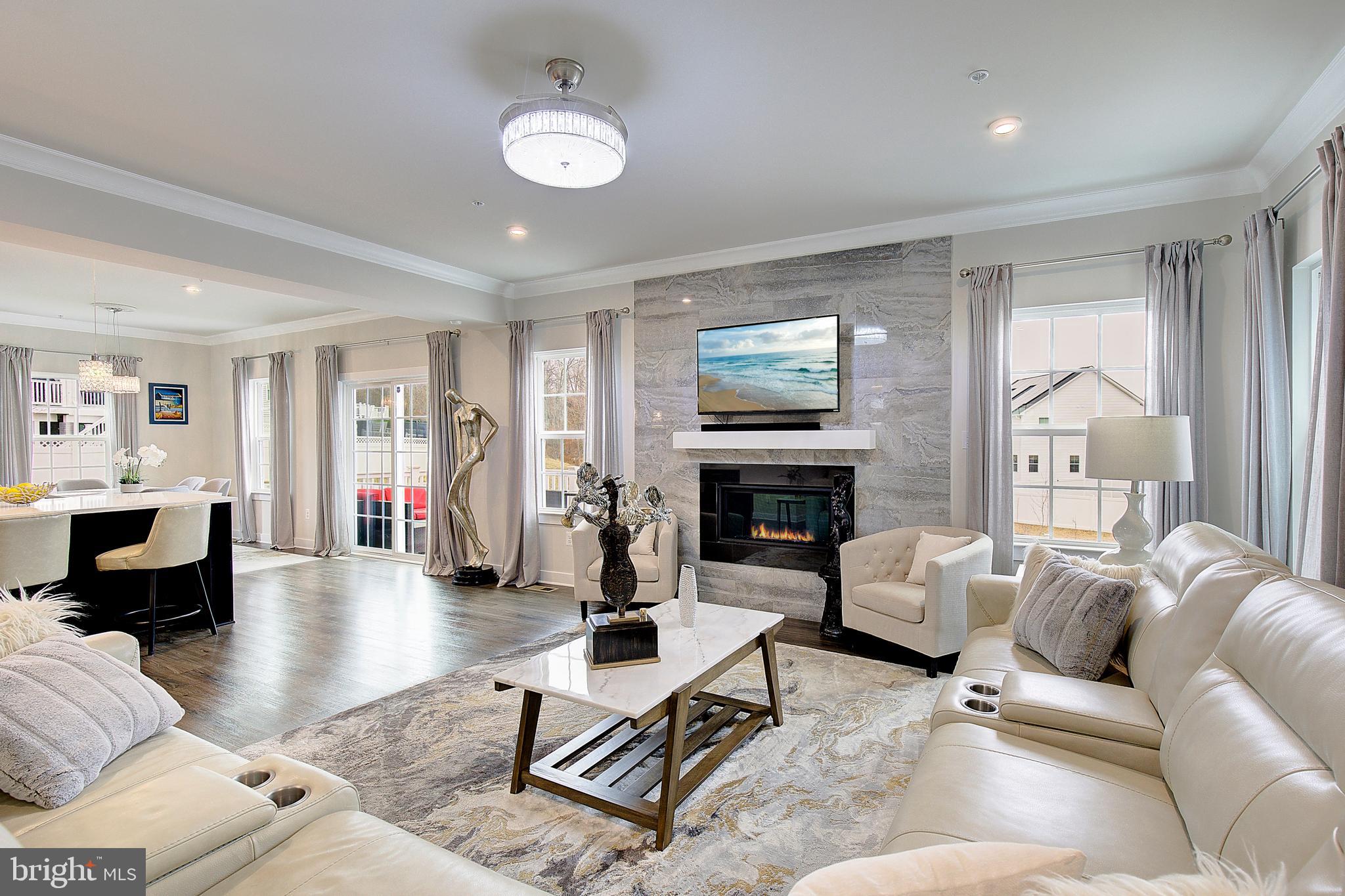 TWO RIVERS - Residential