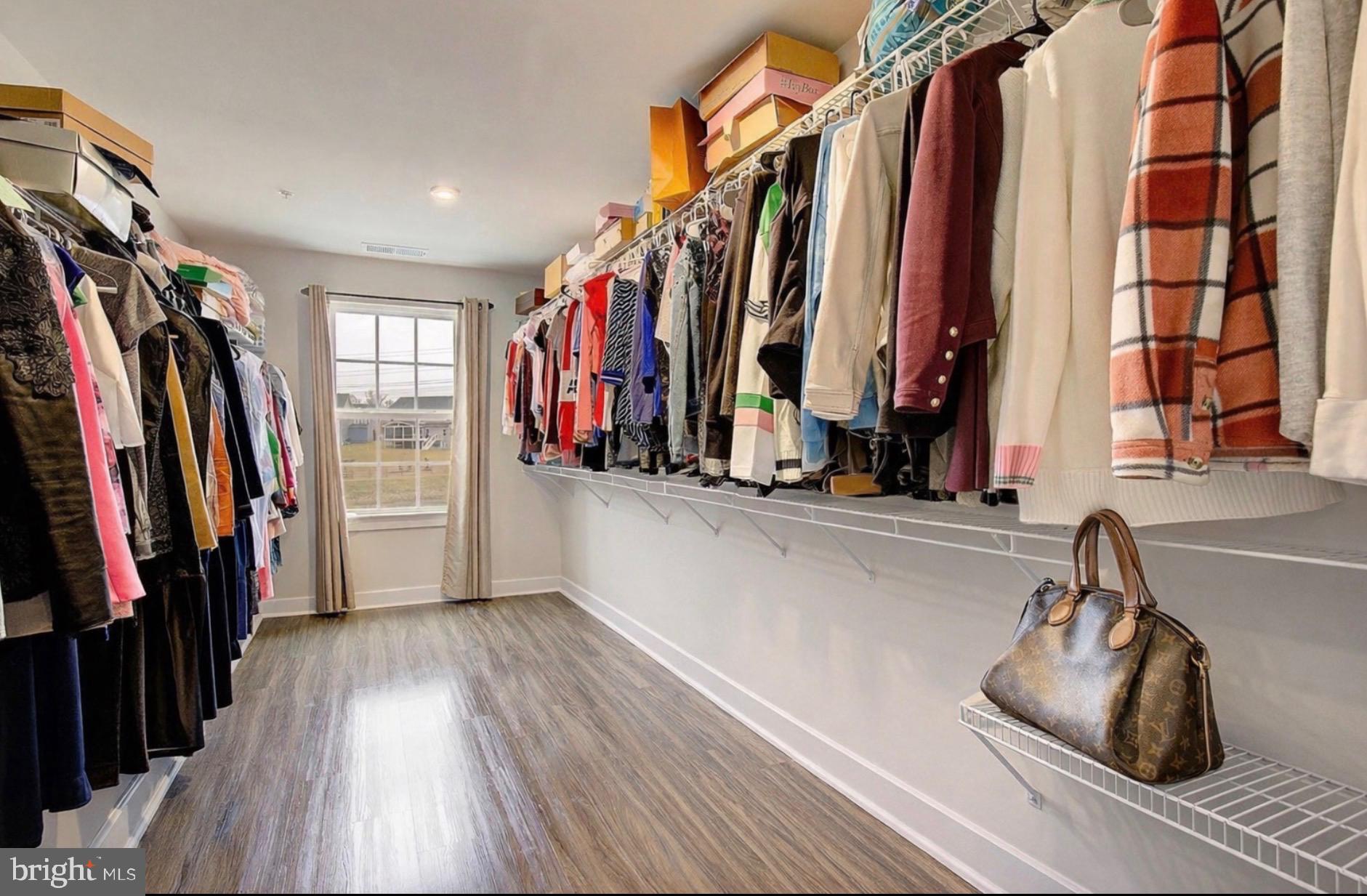 TWO RIVERS - Residential