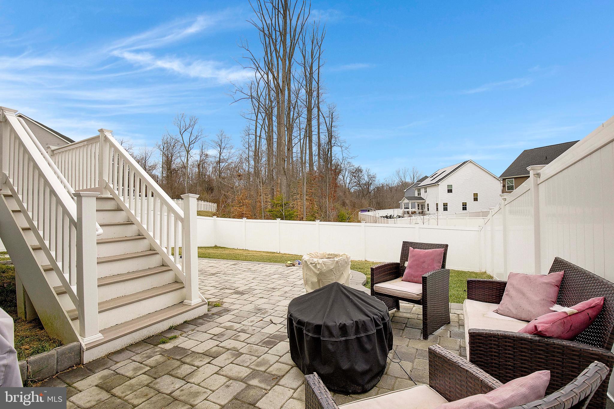 TWO RIVERS - Residential