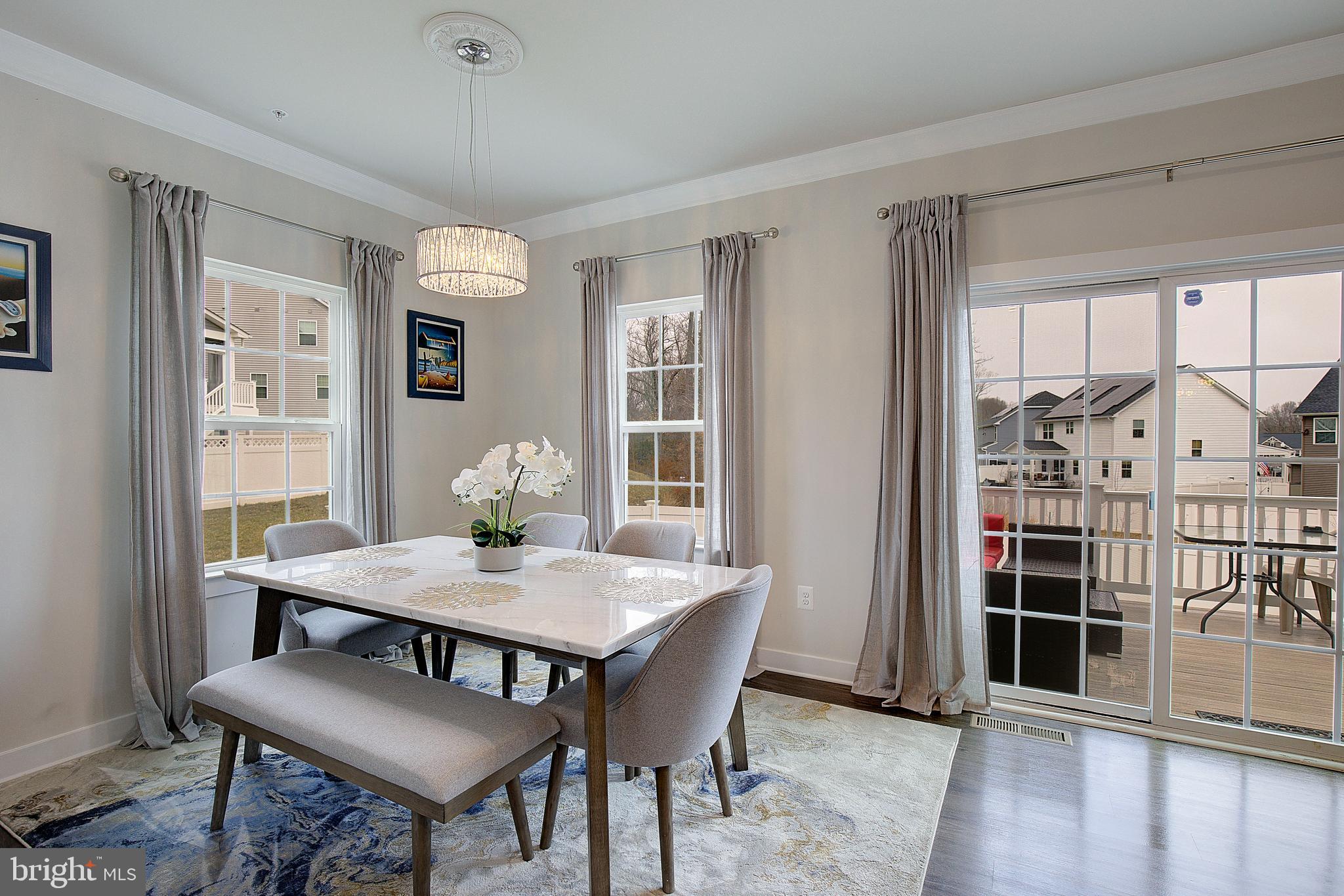 TWO RIVERS - Residential