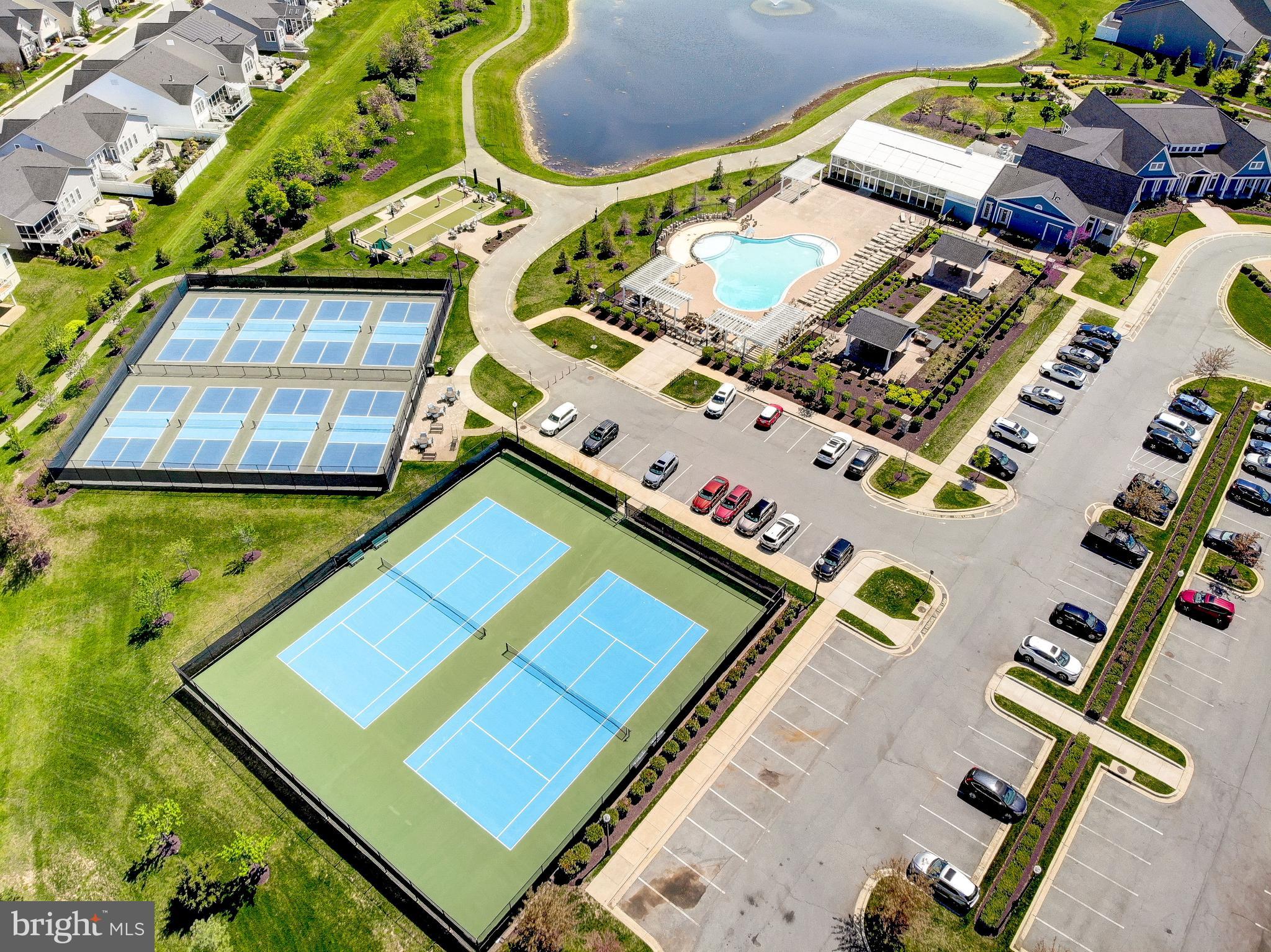 TWO RIVERS - Residential