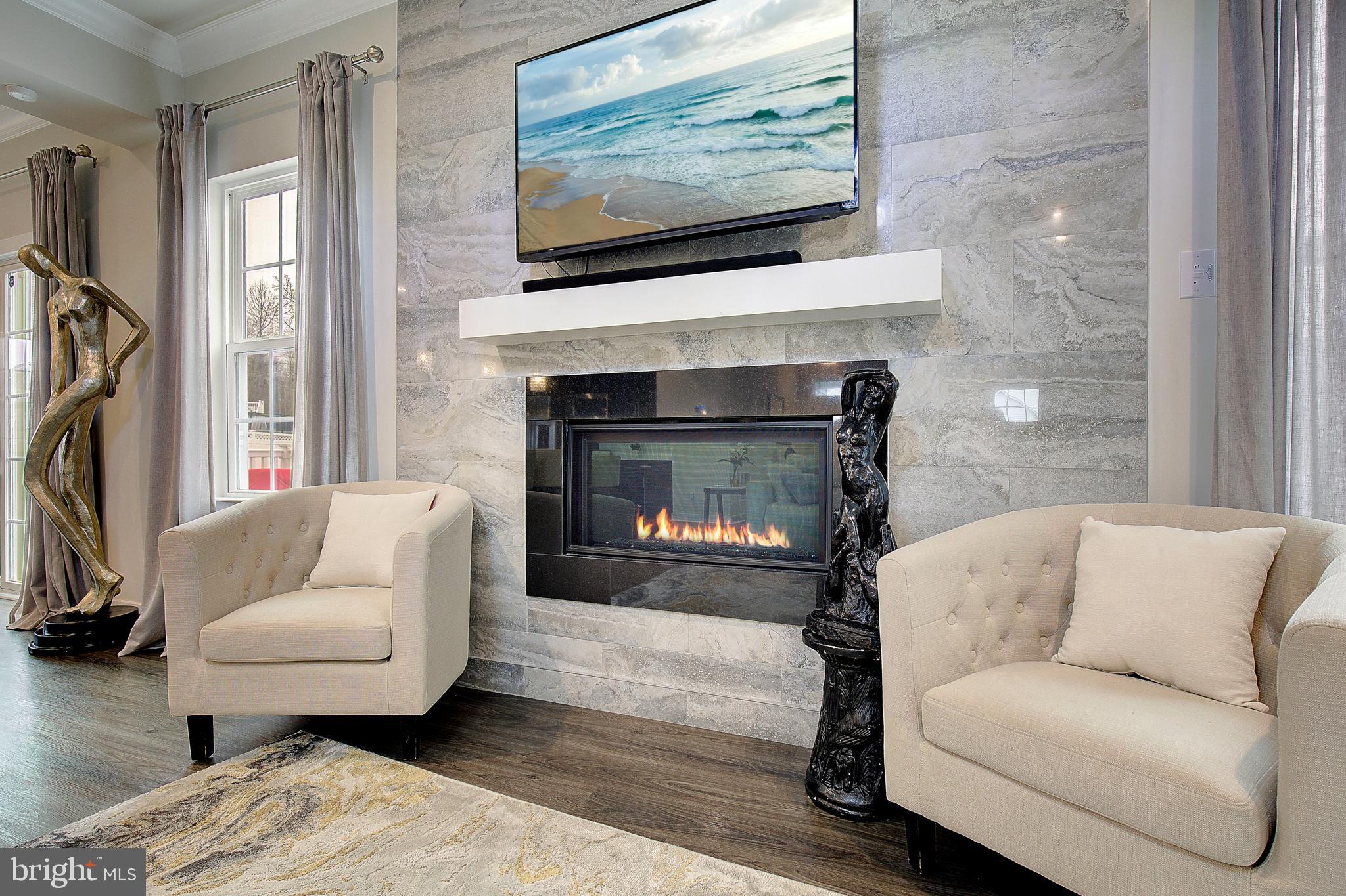 TWO RIVERS - Residential