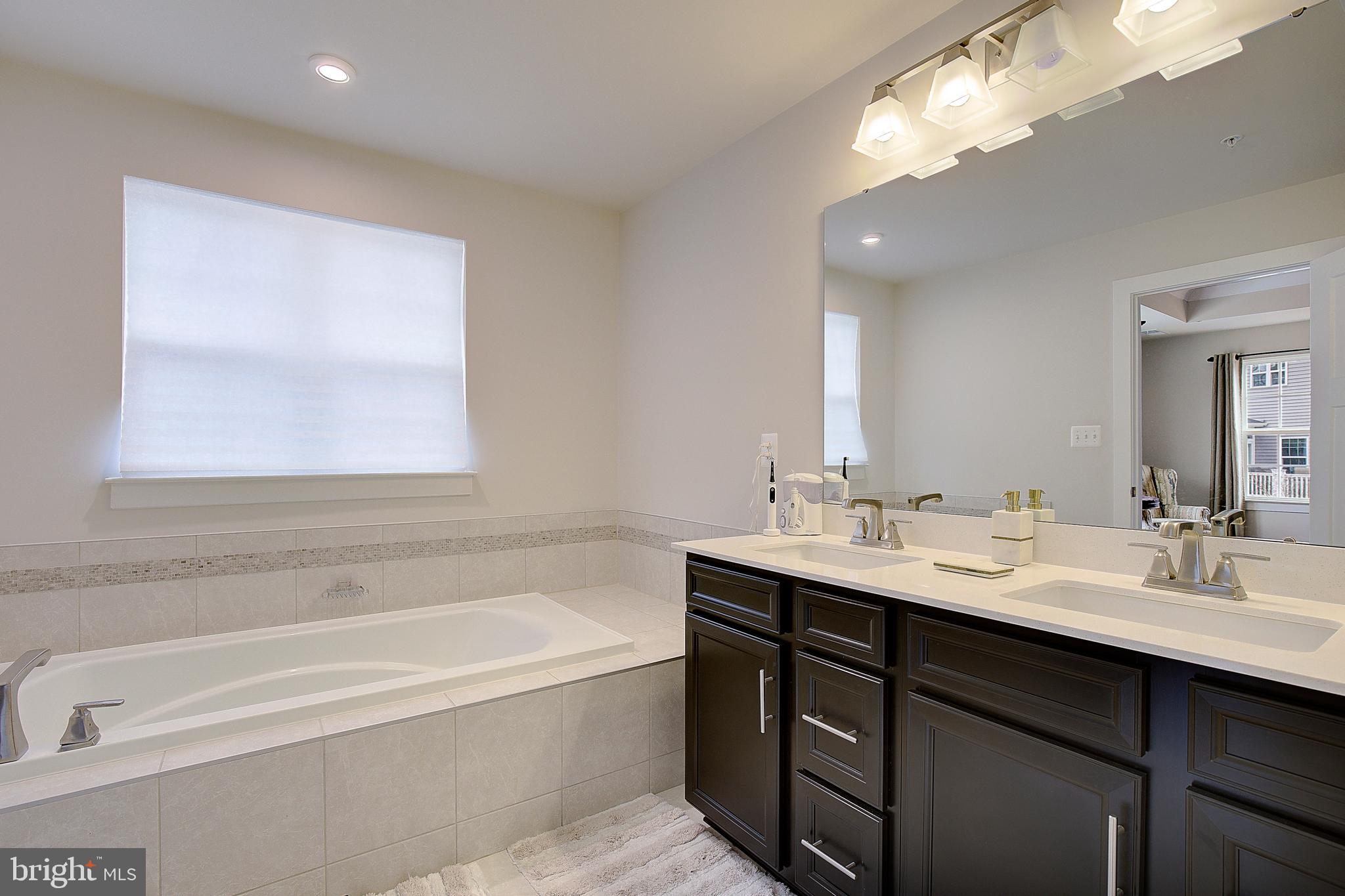 TWO RIVERS - Residential